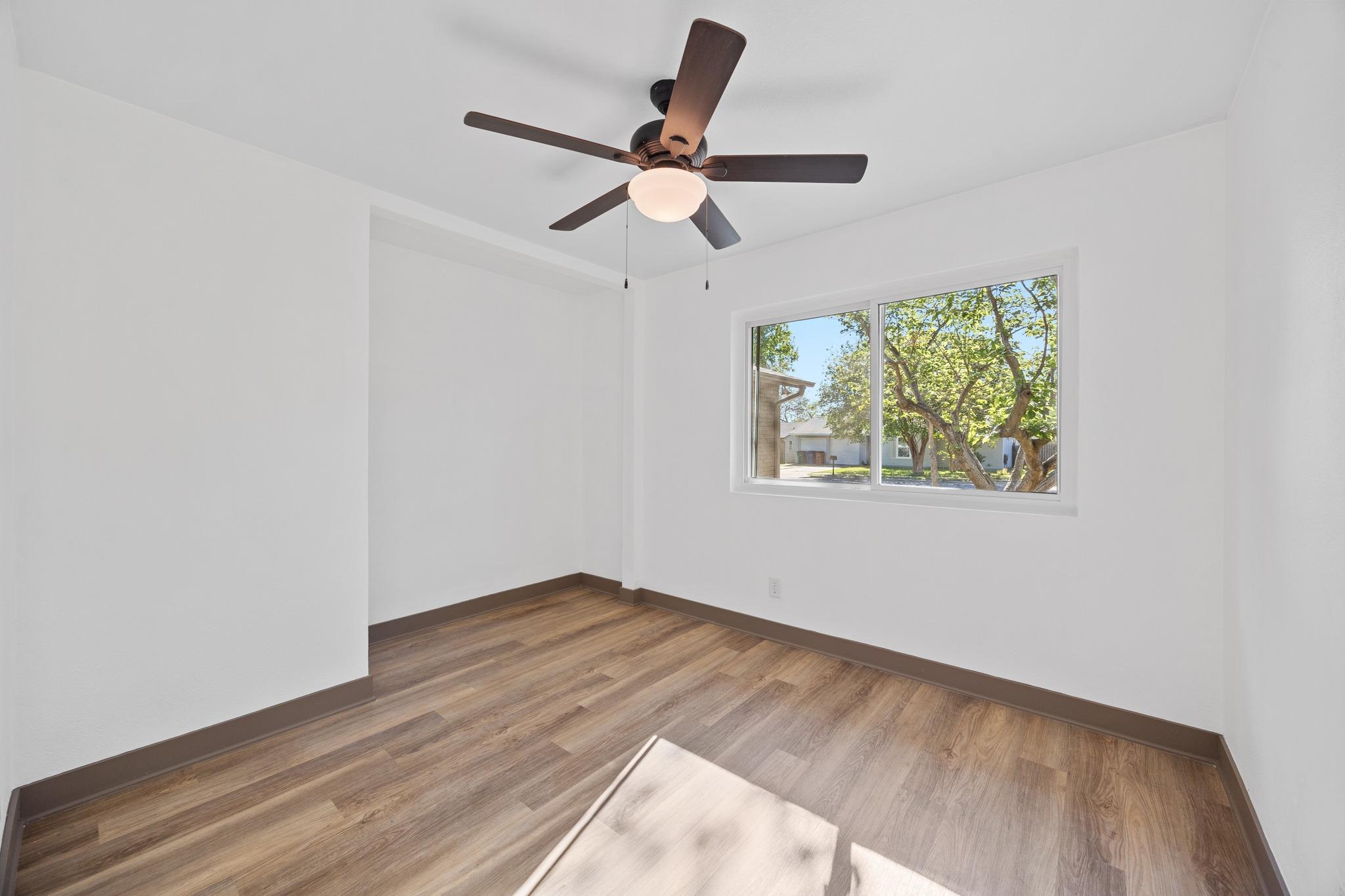 7810 Woodcroft Dr, Austin, TX 78749