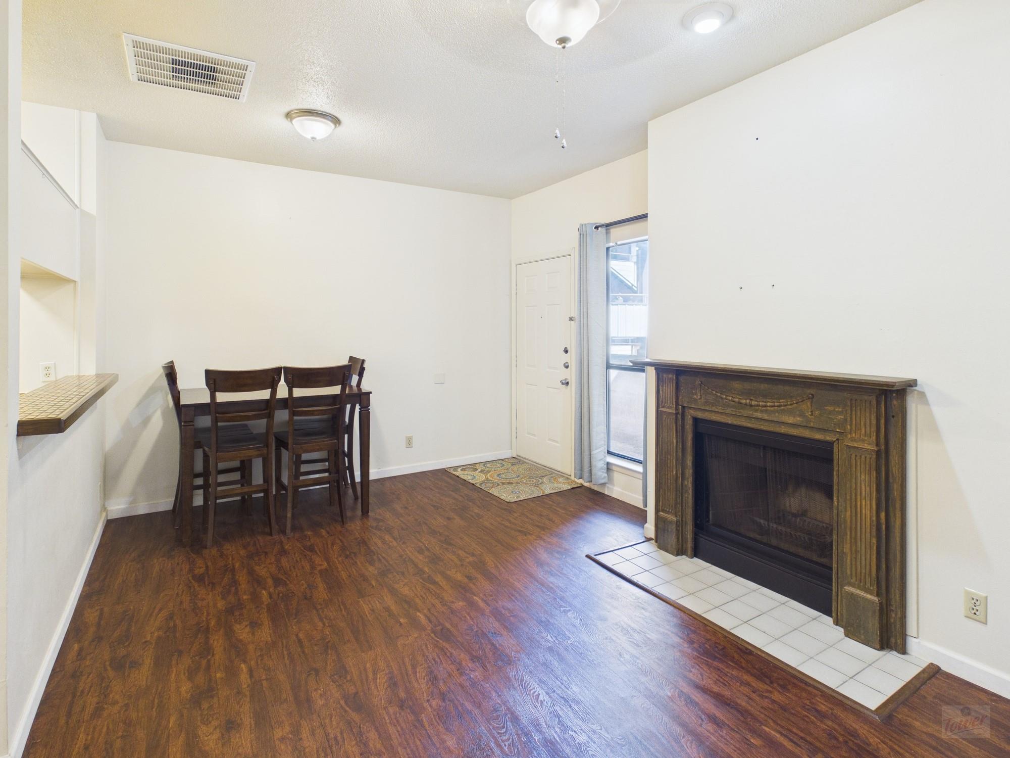 2905 Swisher St # 207, Austin, TX 78705