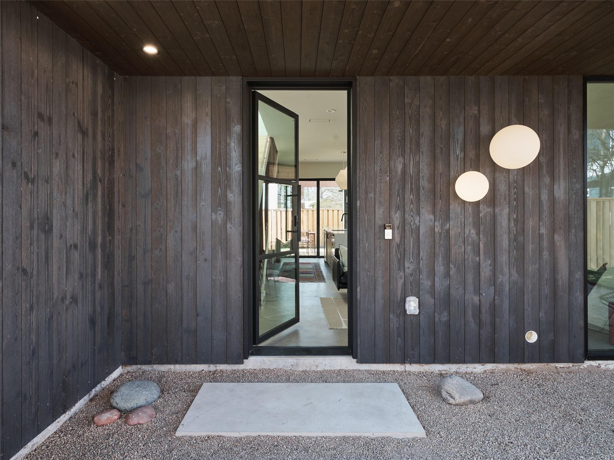 1000 Gullett St # 2, Austin, TX 78702