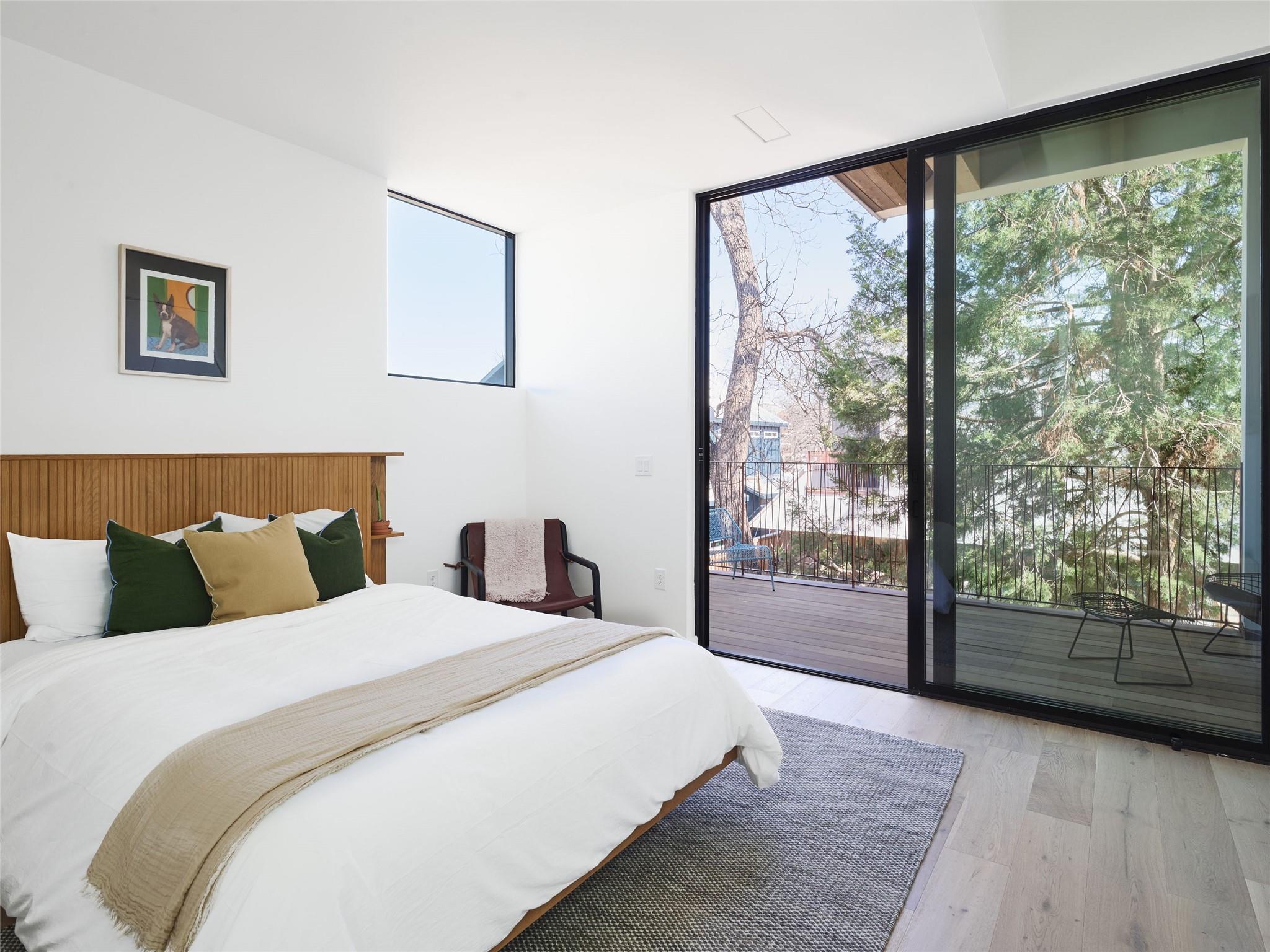 1000 Gullett St # 2, Austin, TX 78702