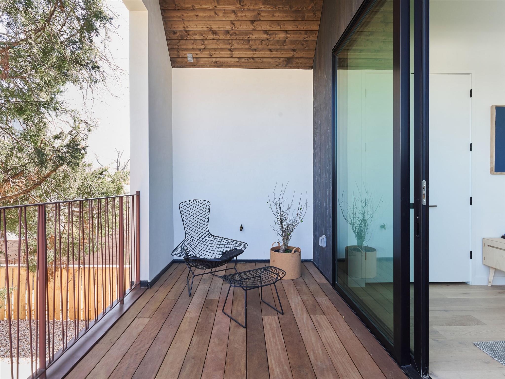 1000 Gullett St # 2, Austin, TX 78702