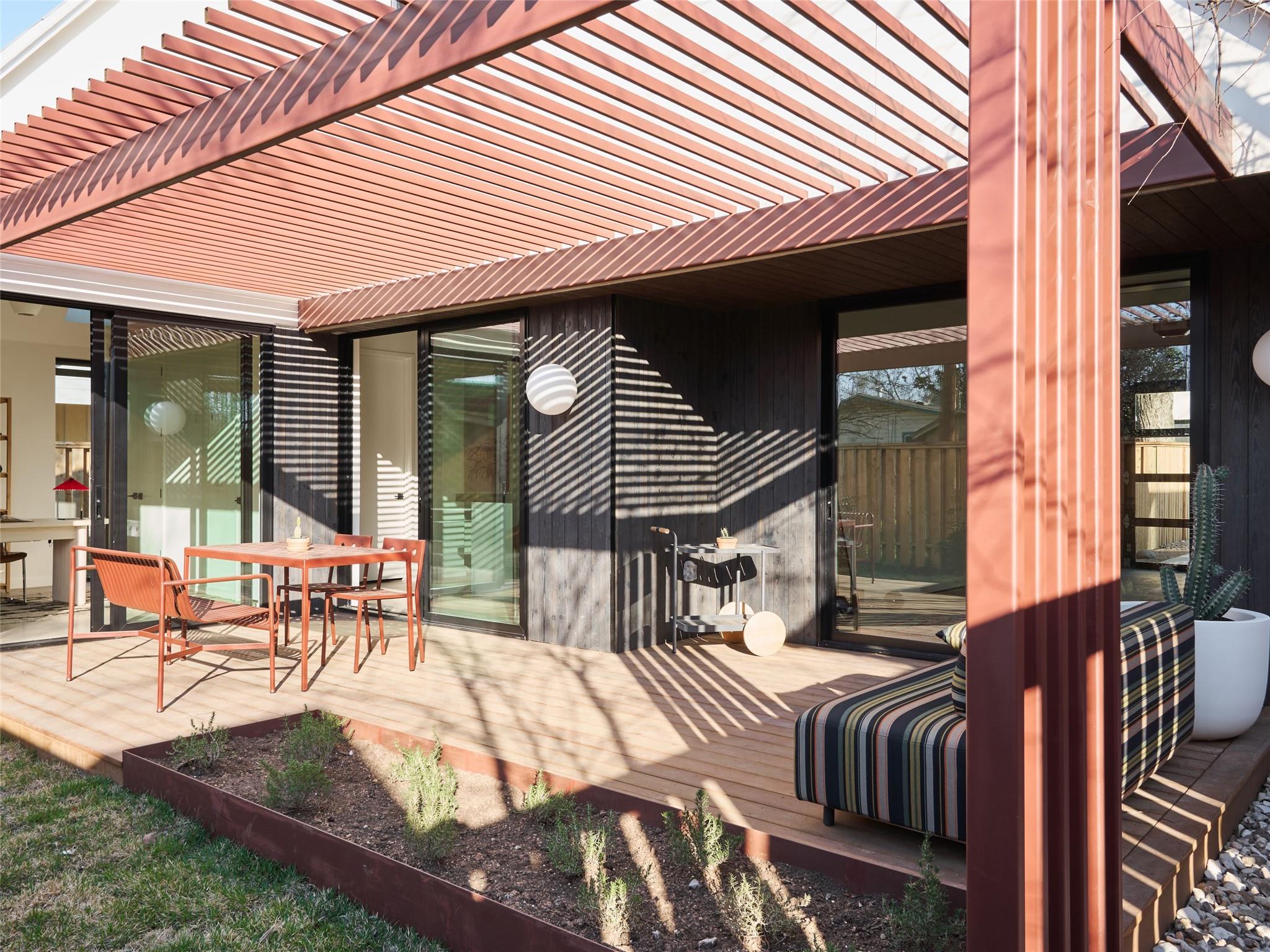 1000 Gullett St # 2, Austin, TX 78702