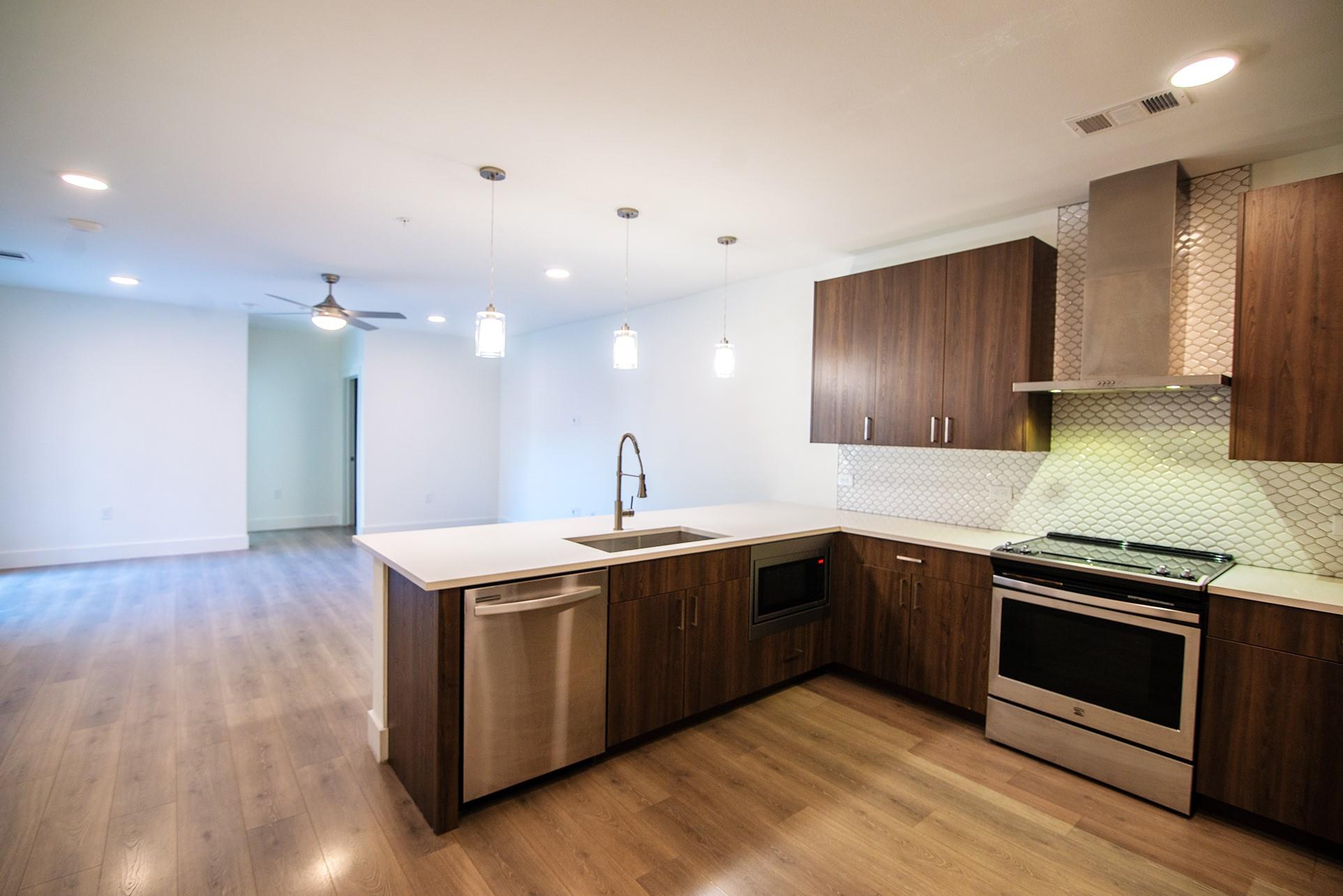 2213 Poquito St # 313, Austin, TX 78722