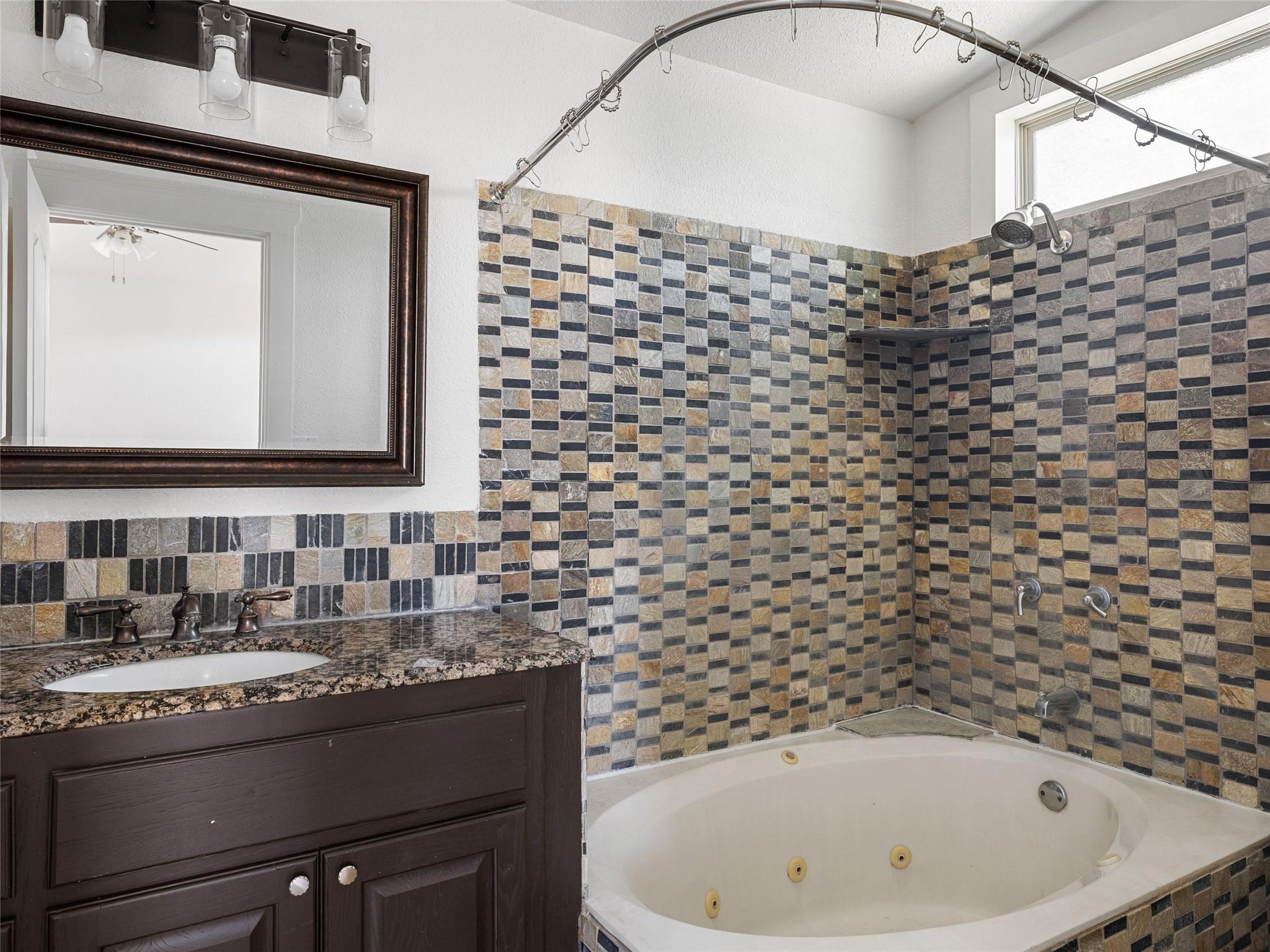 15303 Faubion Trl, Leander, TX 78641