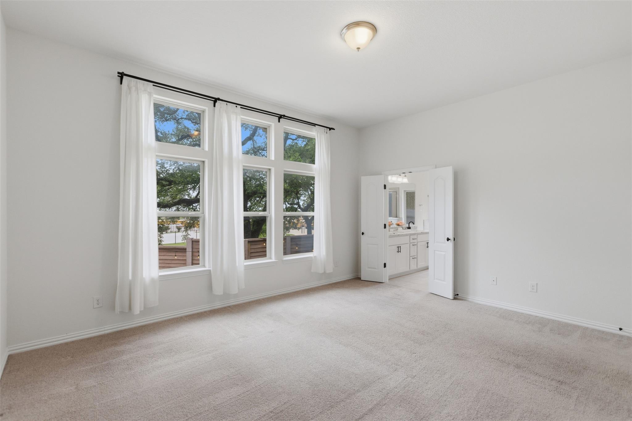 2236 McClendon Trl, Leander, TX 78641