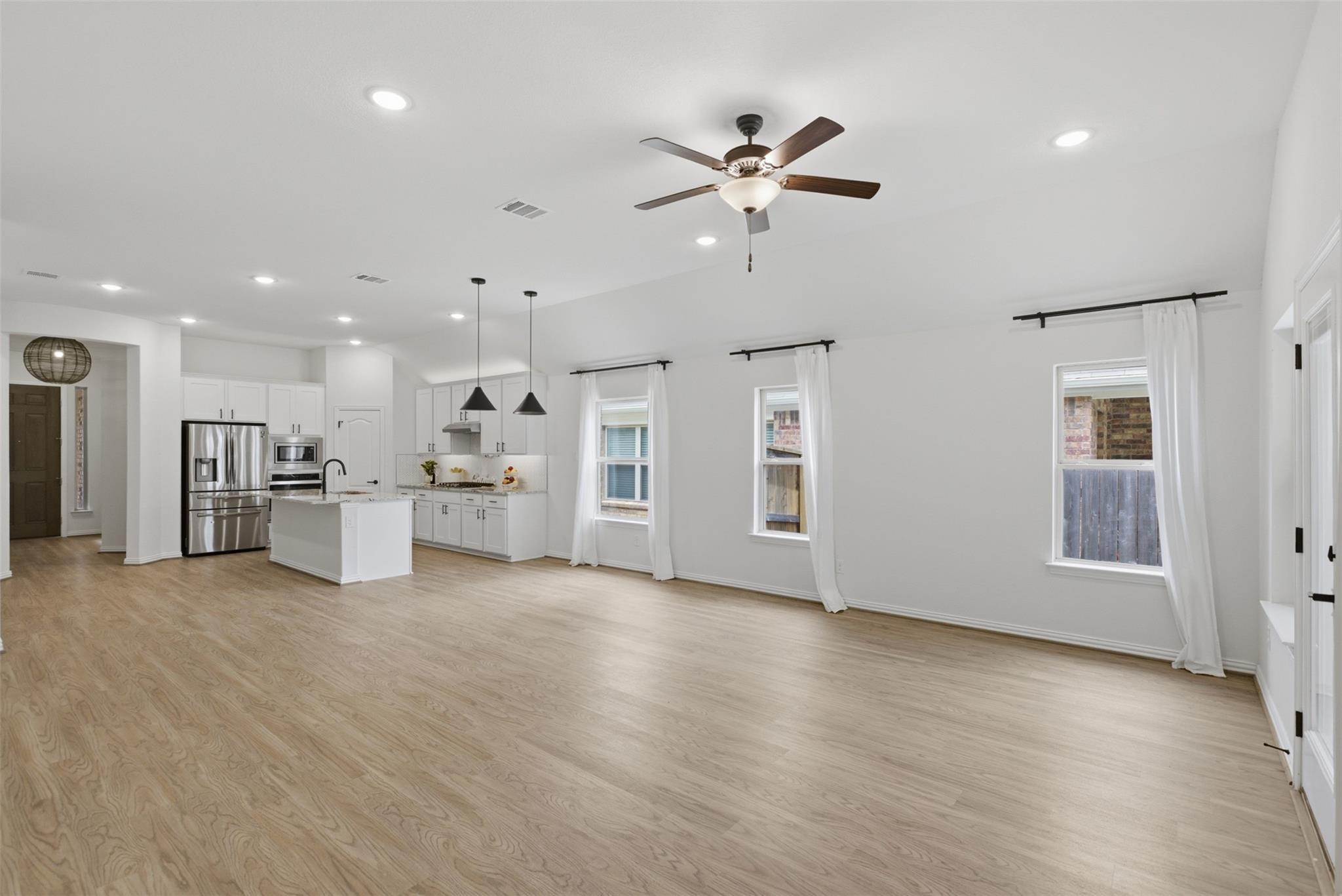 2236 McClendon Trl, Leander, TX 78641