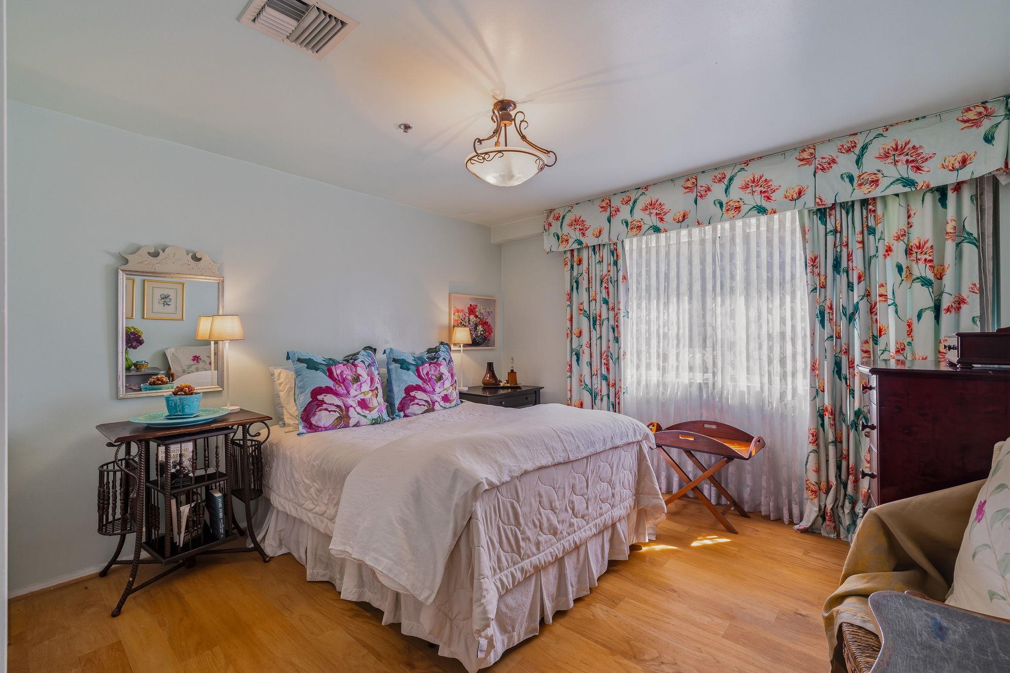 40 N Interstate 35 Highway N # 1B3, Austin, TX 78701