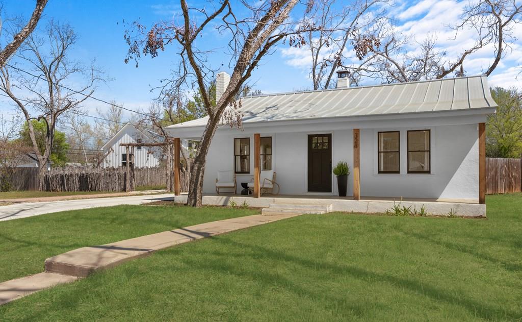 Fredericksburg, TX 78624