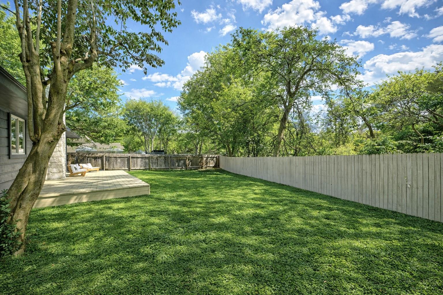 9801 Oak Hollow Dr, Austin, TX 78758