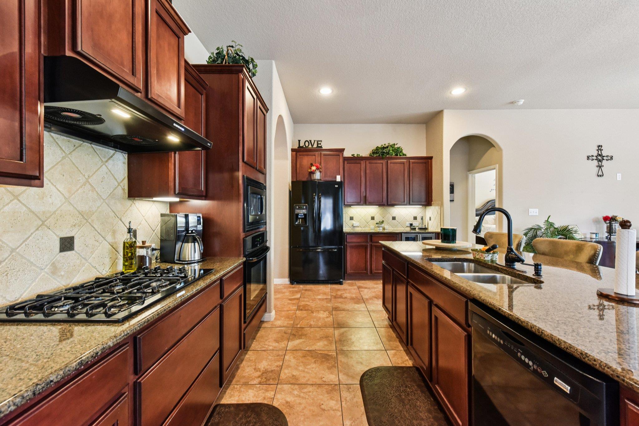 1353 Talley Loop, Buda, TX 78610