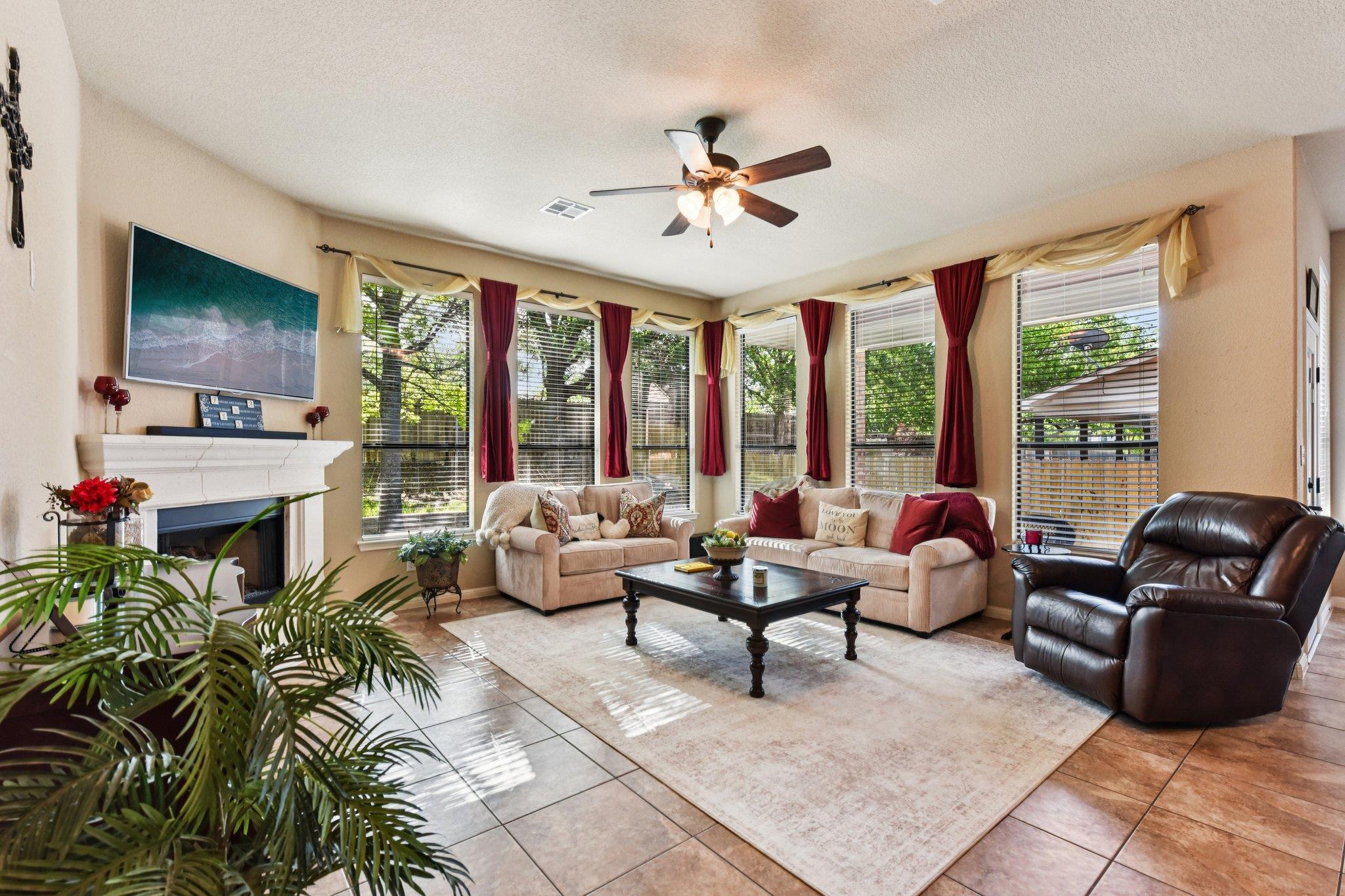 1353 Talley Loop, Buda, TX 78610