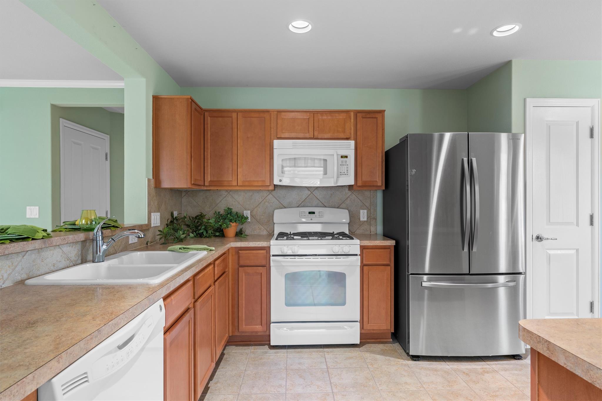 318 Barrington Farm Ct, Georgetown, TX 78633