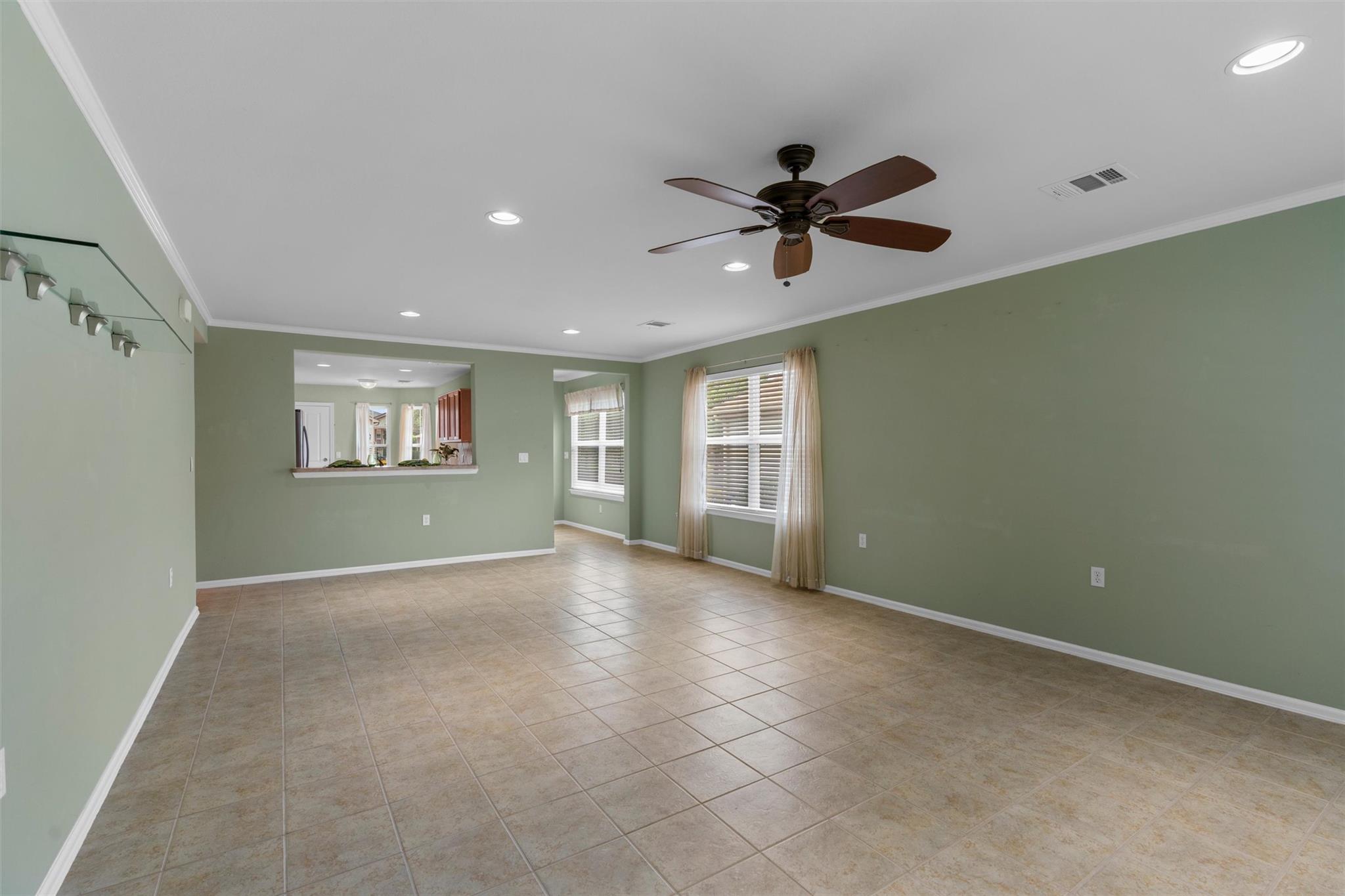 318 Barrington Farm Ct, Georgetown, TX 78633