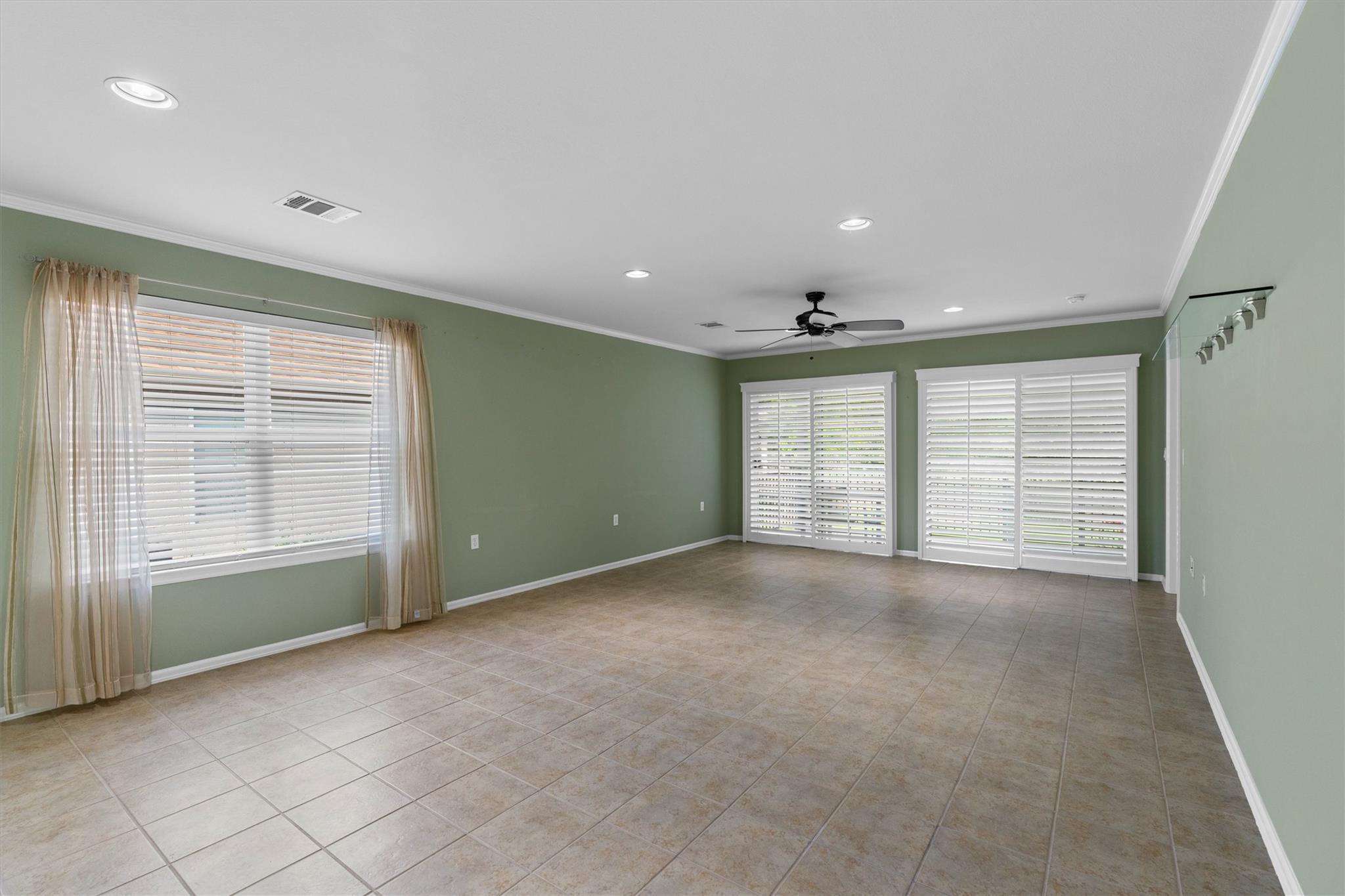 318 Barrington Farm Ct, Georgetown, TX 78633