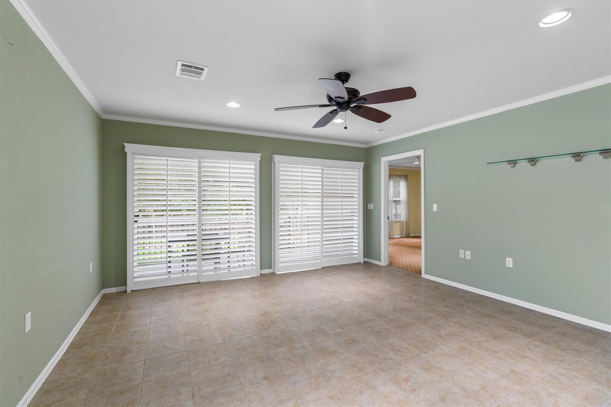 318 Barrington Farm Ct, Georgetown, TX 78633