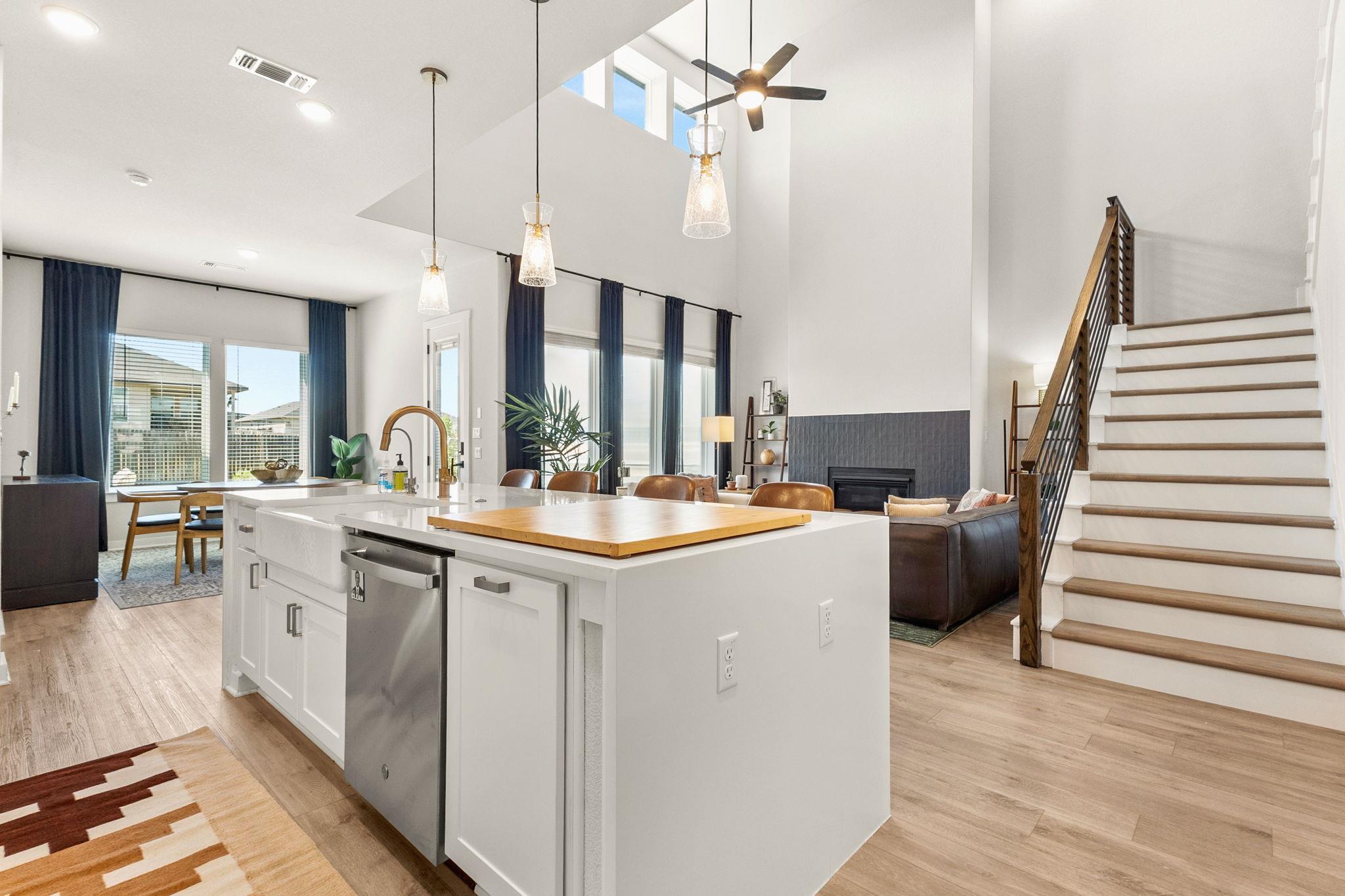 12600 Purple Prairie Ln, Buda, TX 78610