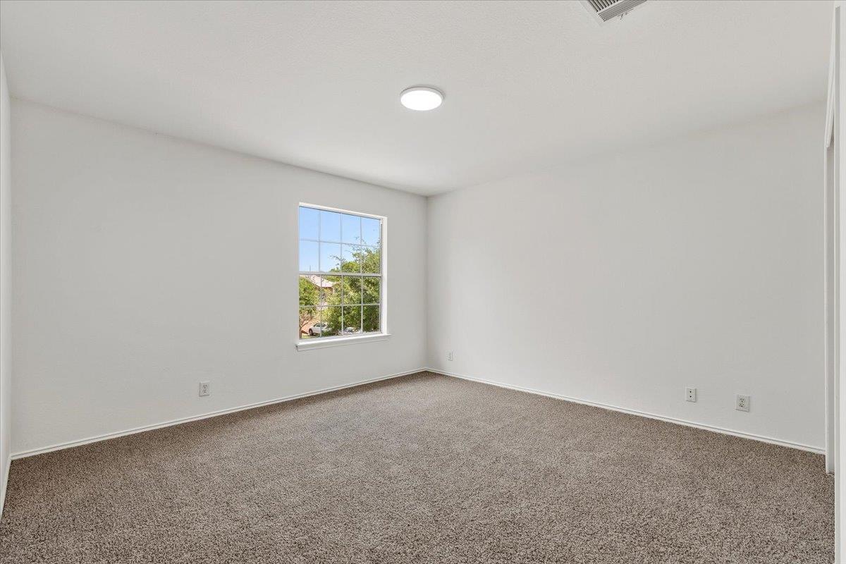 1801 Brentwood Dr, Leander, TX 78641