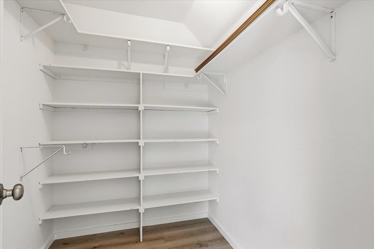 1801 Brentwood Dr, Leander, TX 78641