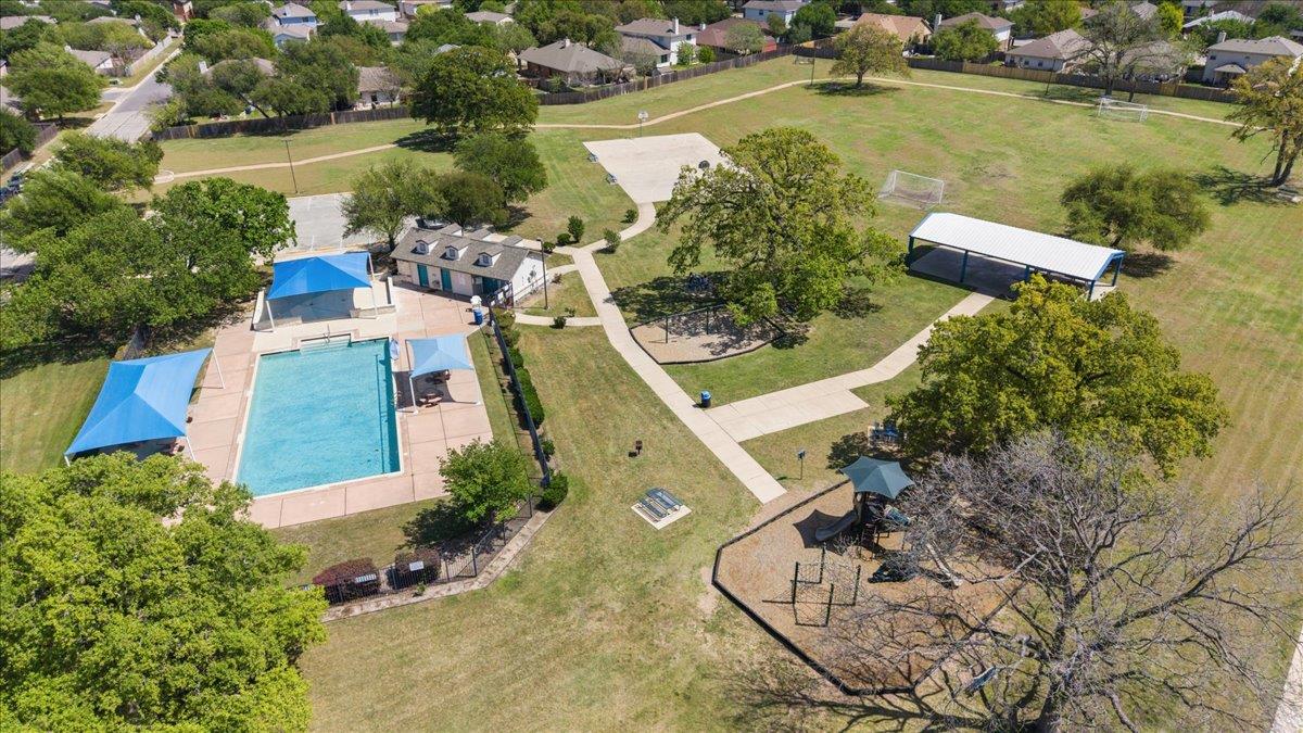 1801 Brentwood Dr, Leander, TX 78641
