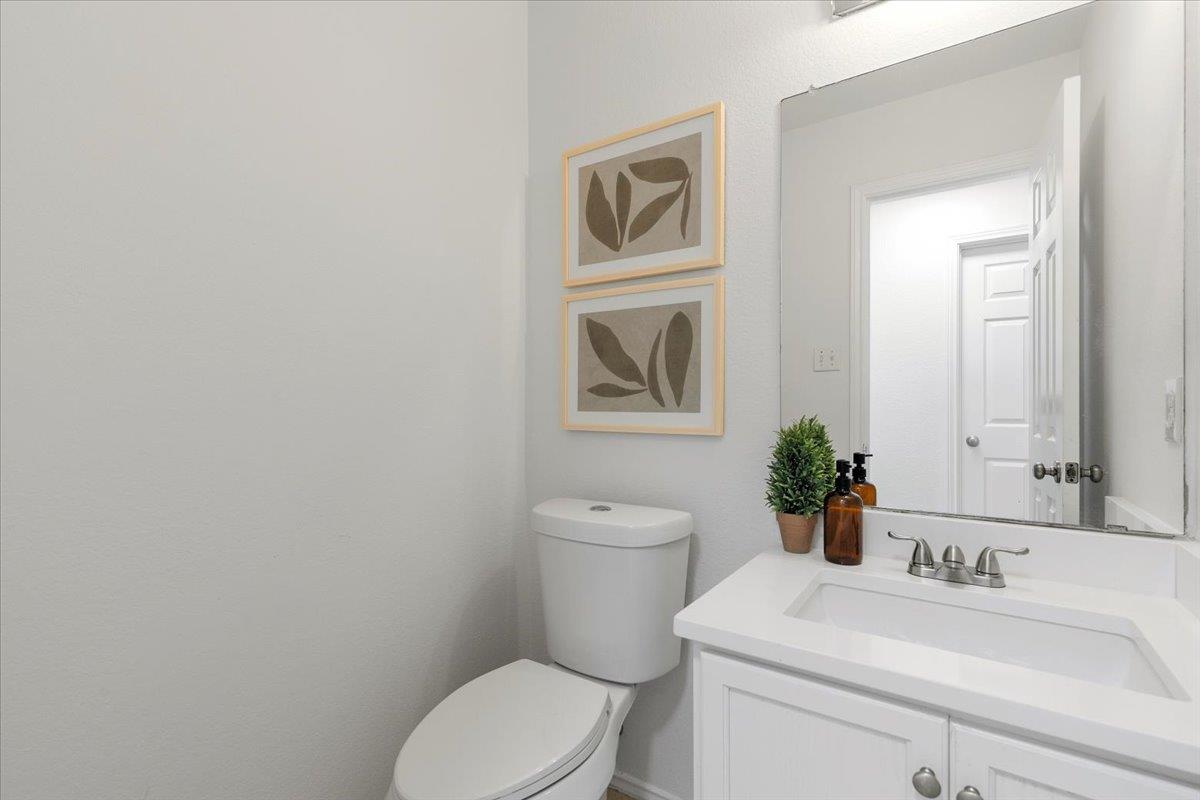 1801 Brentwood Dr, Leander, TX 78641