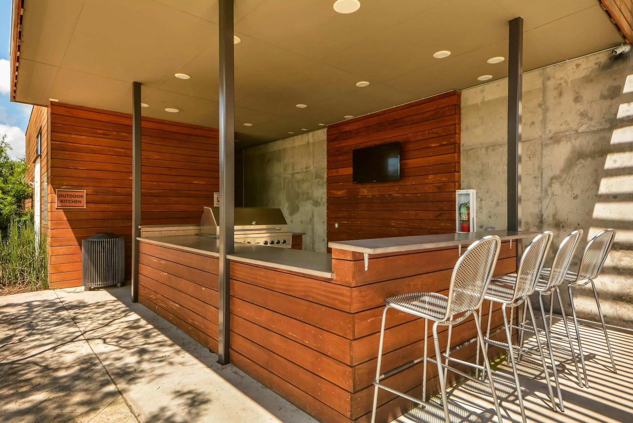 1101 Ivean Pearson Rd # D204, Lago Vista, TX 78645