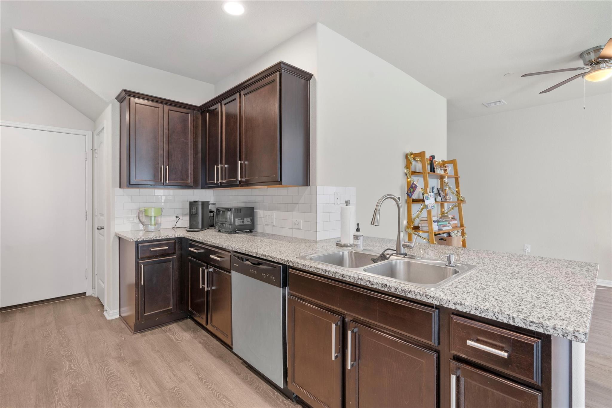 516 E Slaughter Ln # 2203, Austin, TX 78744