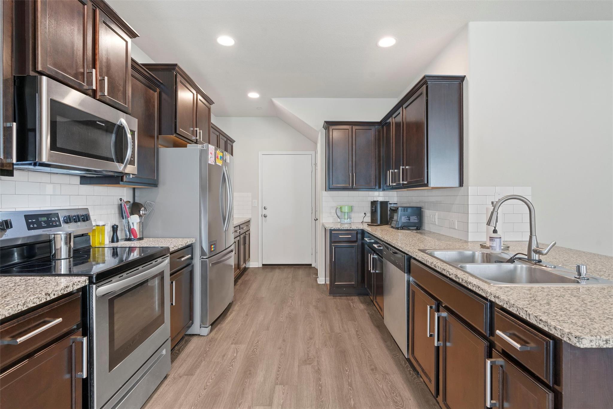 516 E Slaughter Ln # 2203, Austin, TX 78744