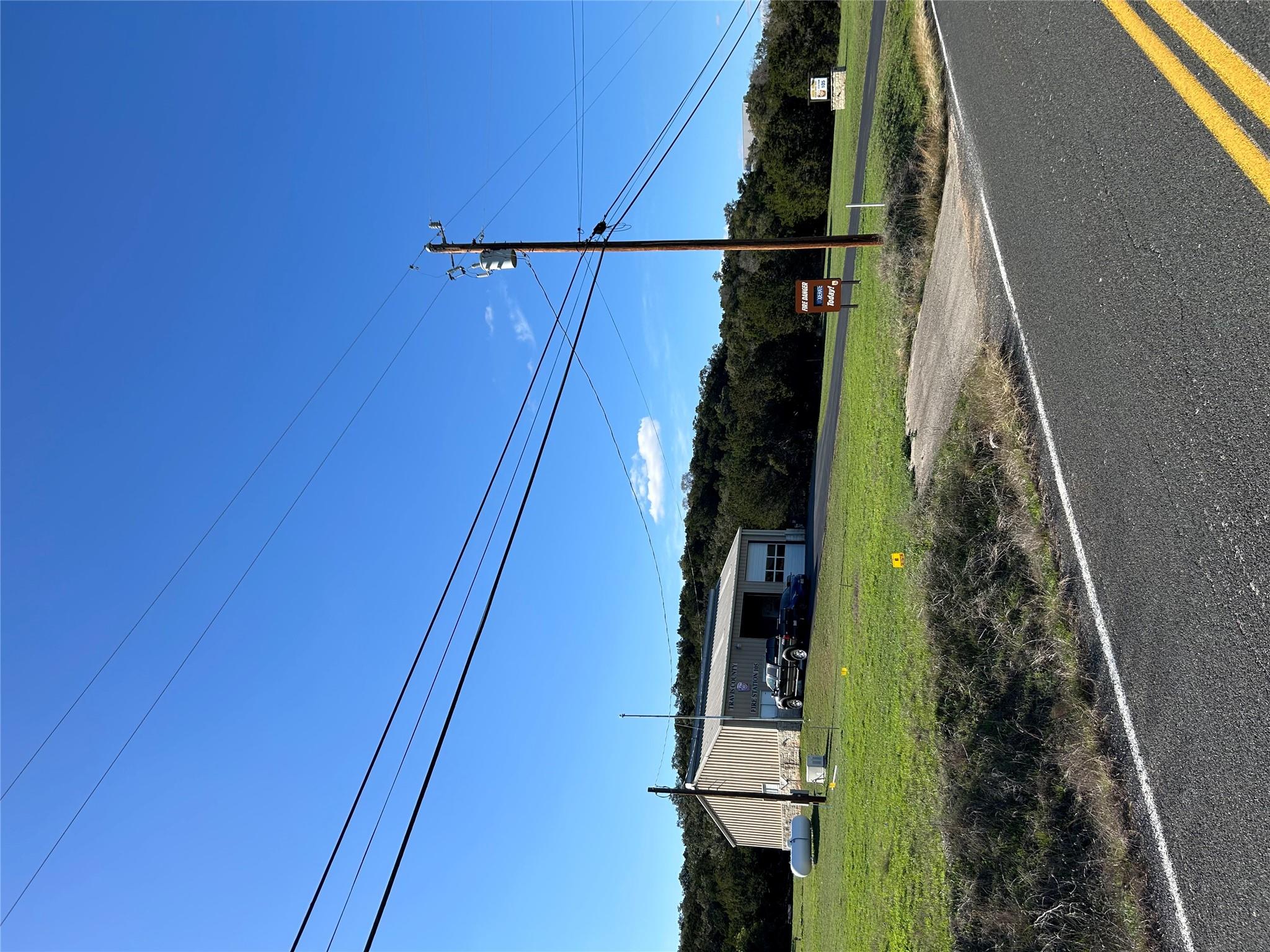 36 Travis Oaks Dr, Marble Falls, TX 78654