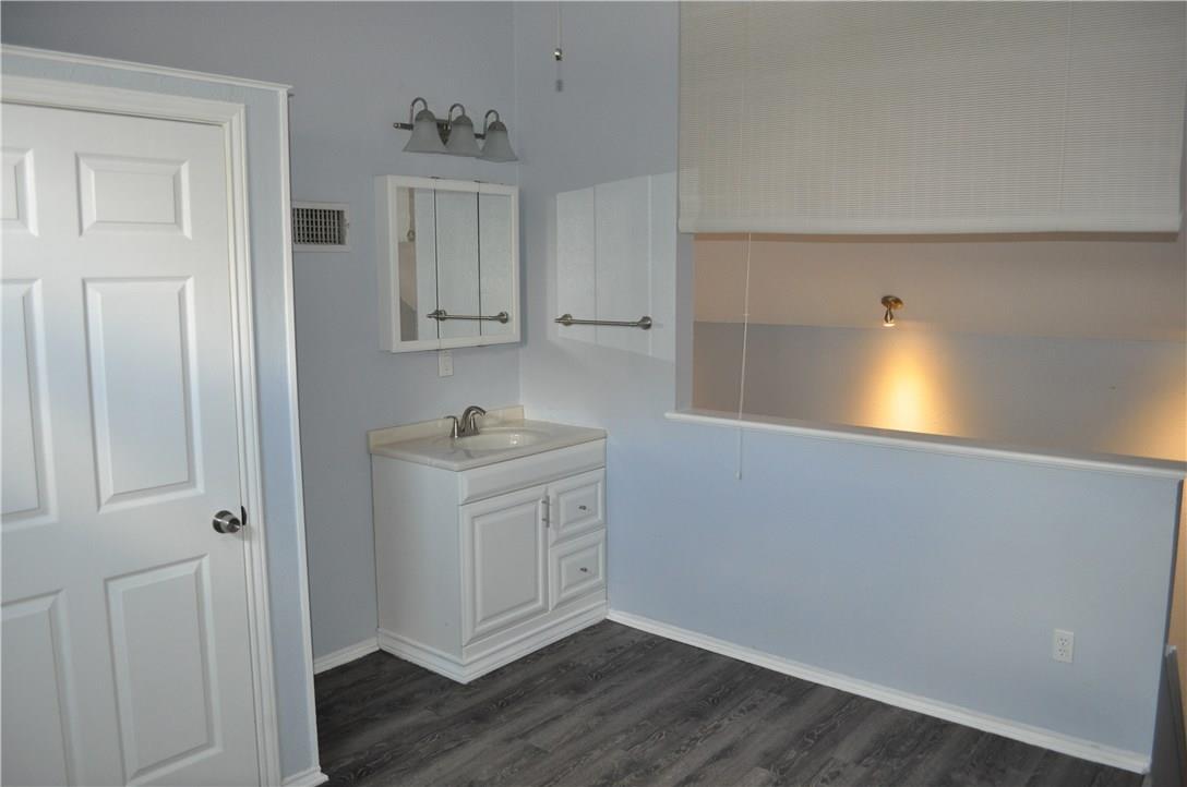 706 W 22nd St W # 305, Austin, TX 78705