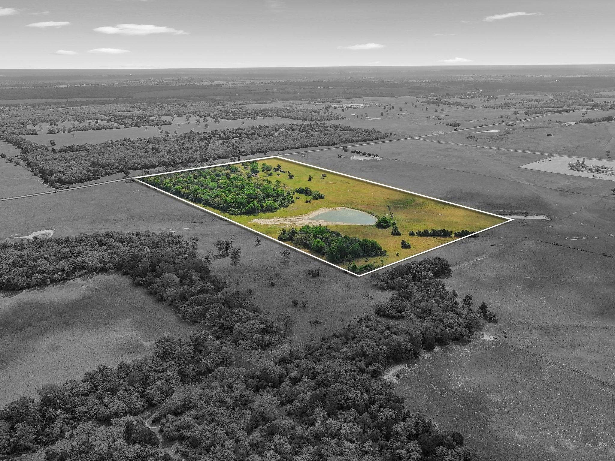 3669 County Road 326, Lexington, TX 78947