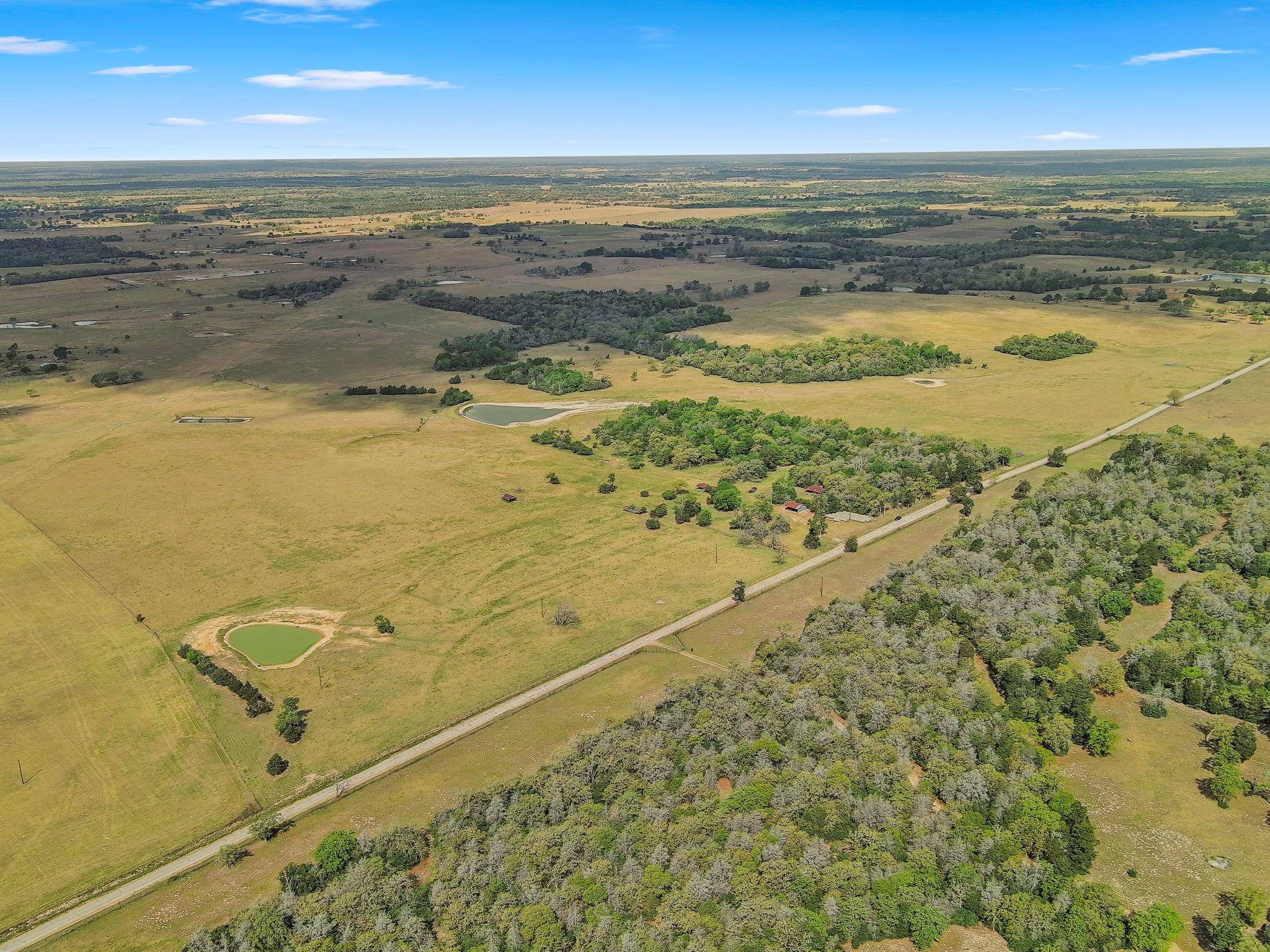 3669 County Road 326, Lexington, TX 78947