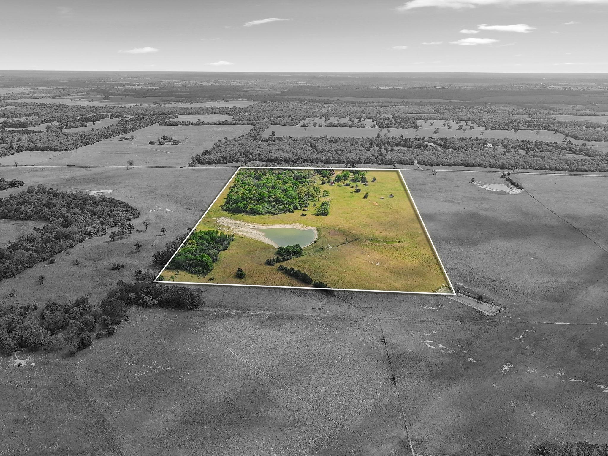 3669 County Road 326, Lexington, TX 78947