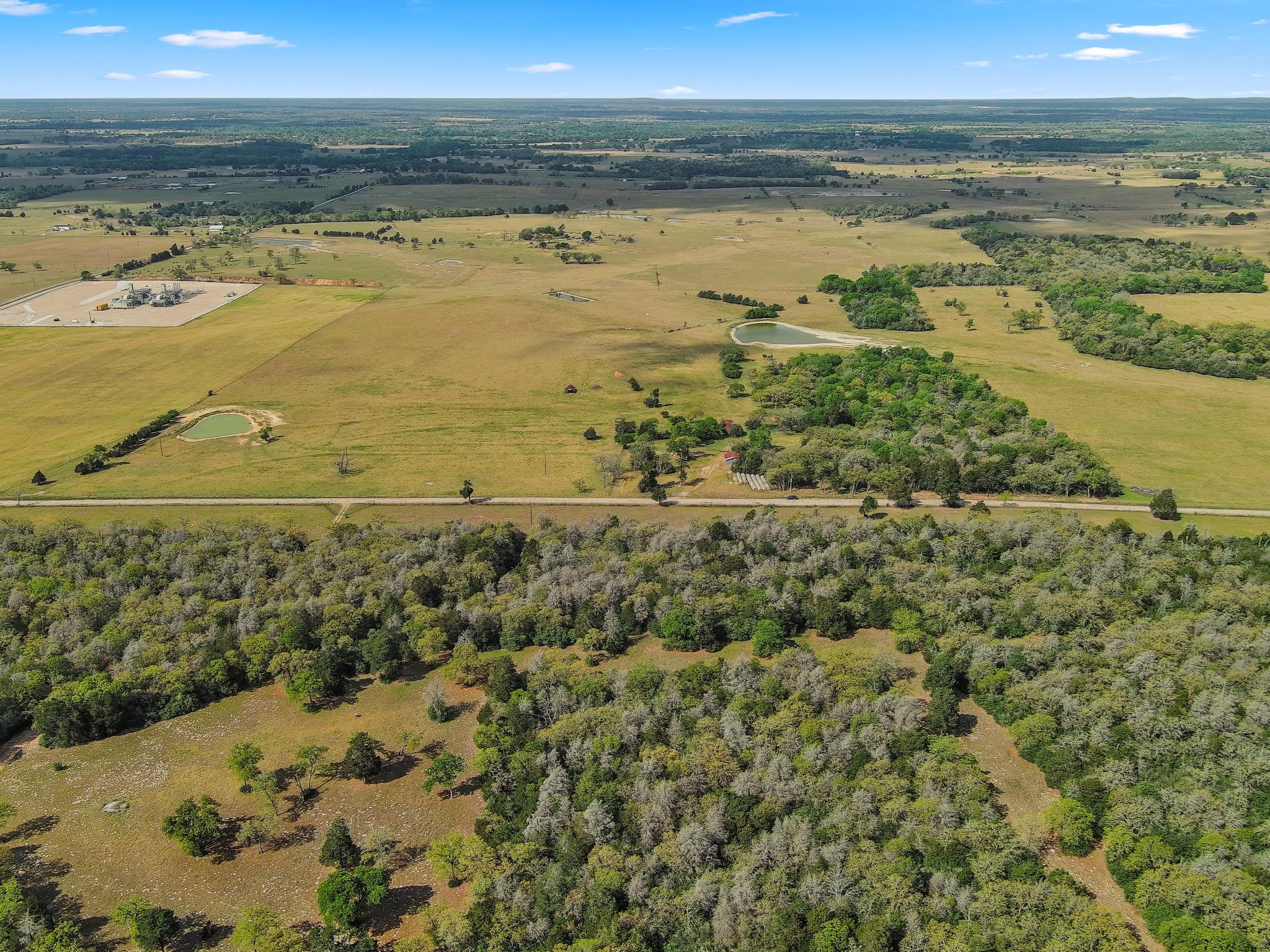 3669 County Road 326, Lexington, TX 78947