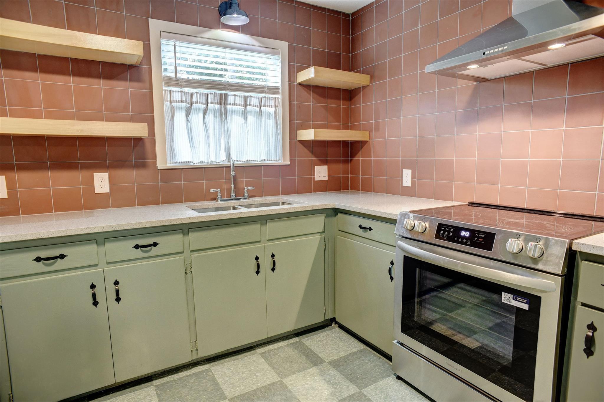 601 Elm St, Bastrop, TX 78602