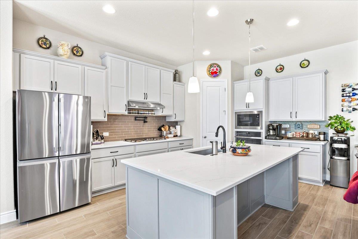 3034 Agar Park, Bulverde, TX 78163