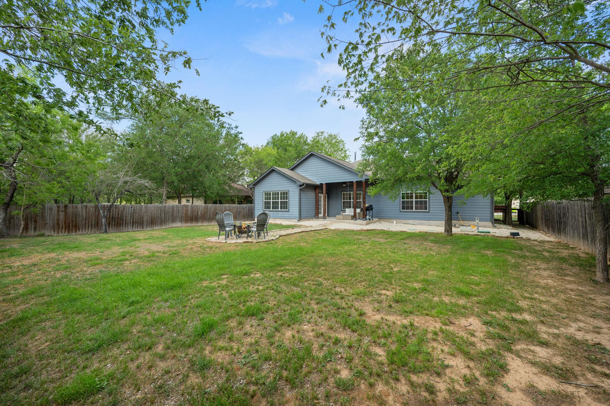 139 Waikakaaua Dr, Bastrop, TX 78602