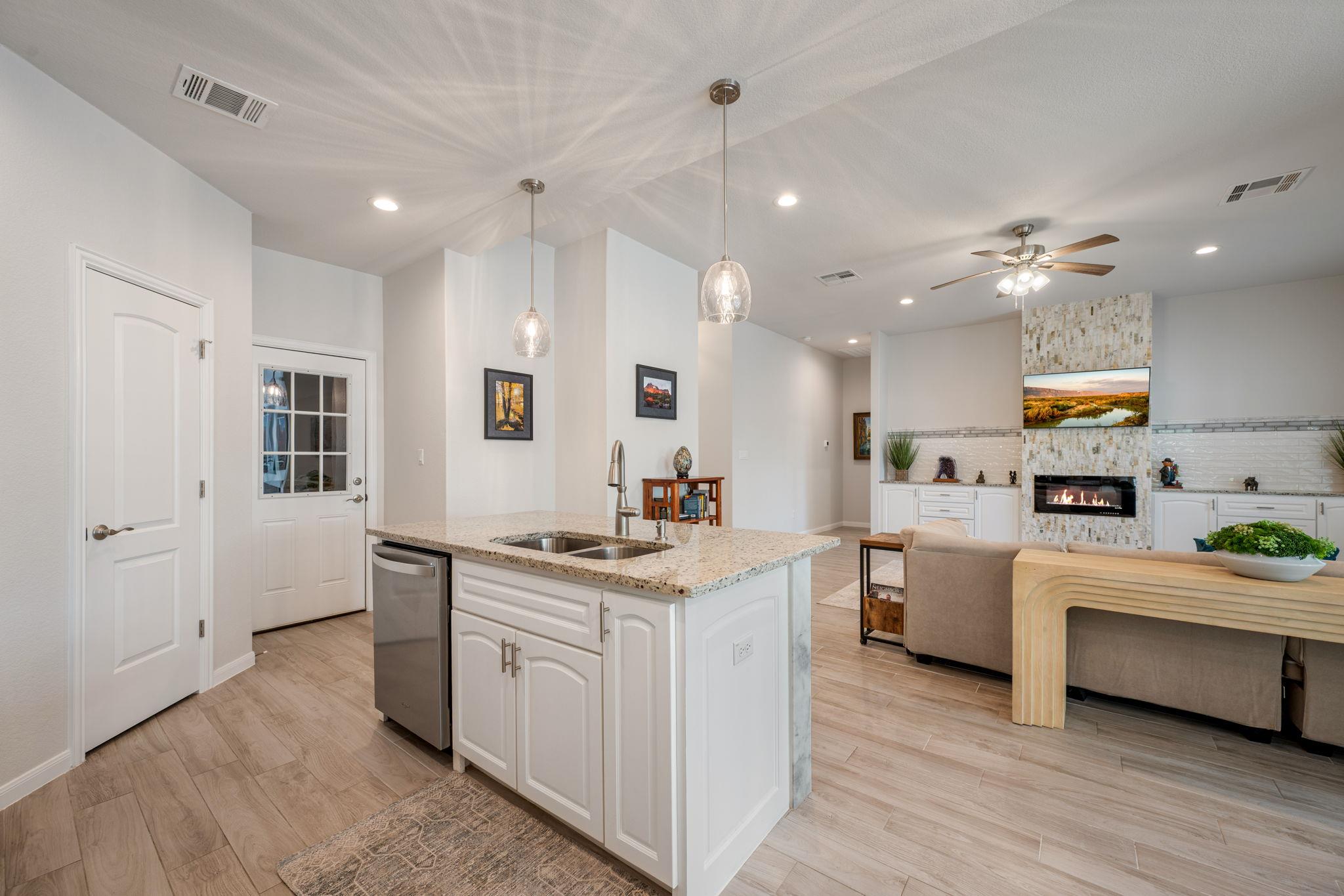 139 Waikakaaua Dr, Bastrop, TX 78602