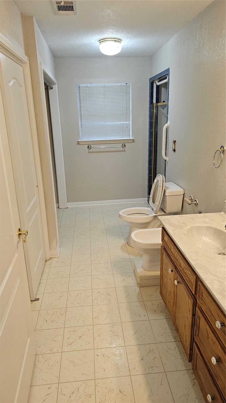 16 Brenda Ln, Round Rock, TX 78665