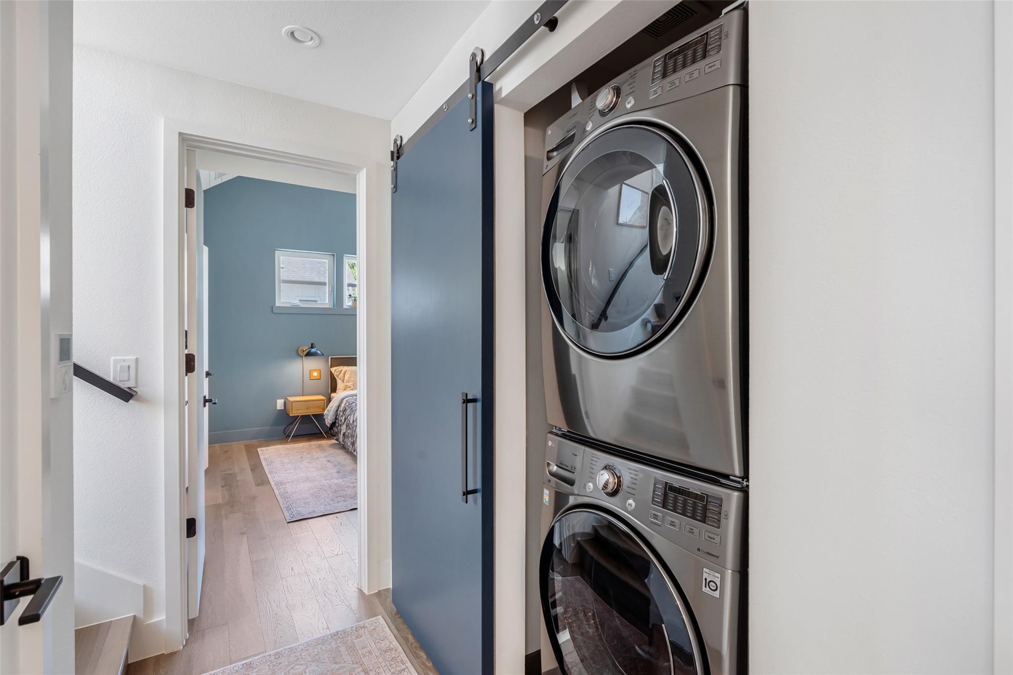 1105 W 39 1/2 St # B, Austin, TX 78756