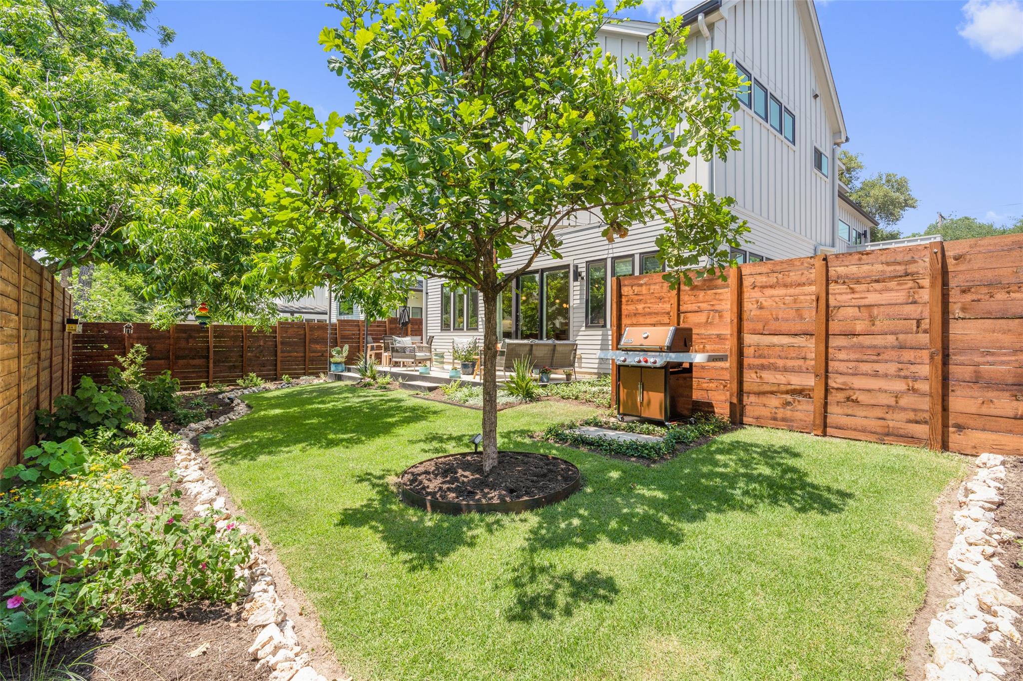 1105 W 39 1/2 St # B, Austin, TX 78756