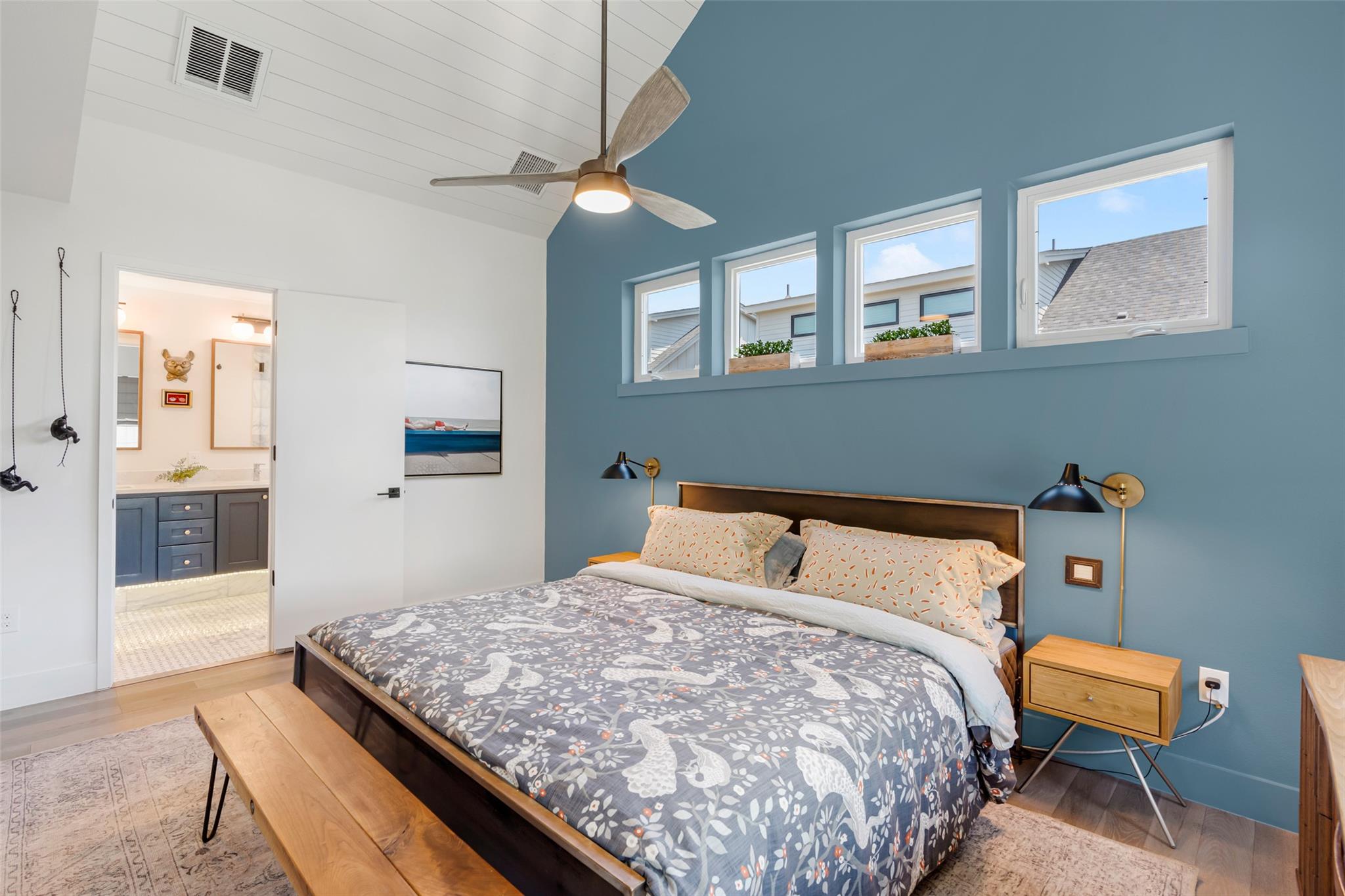 1105 W 39 1/2 St # B, Austin, TX 78756