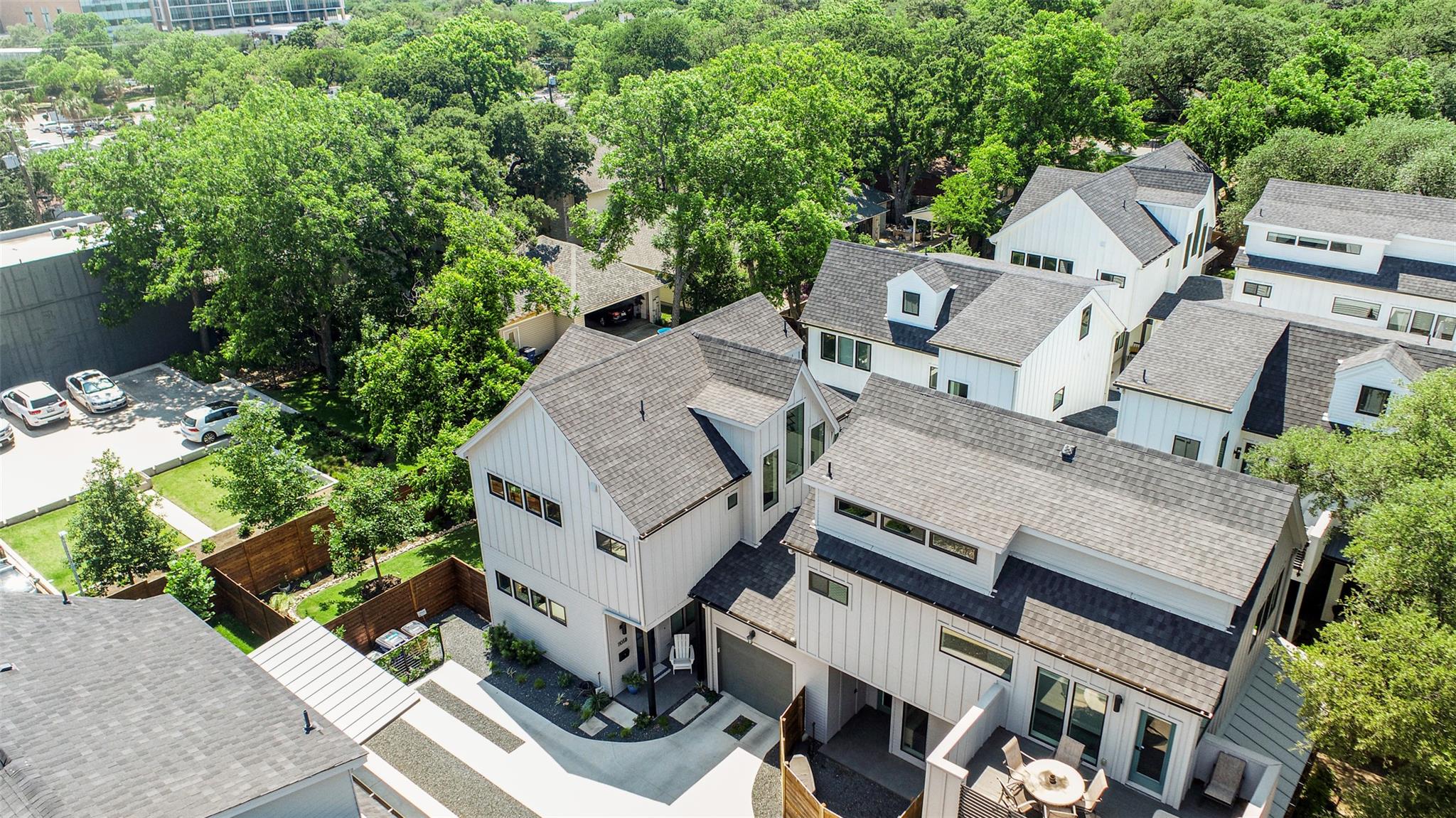 1105 W 39 1/2 St # B, Austin, TX 78756