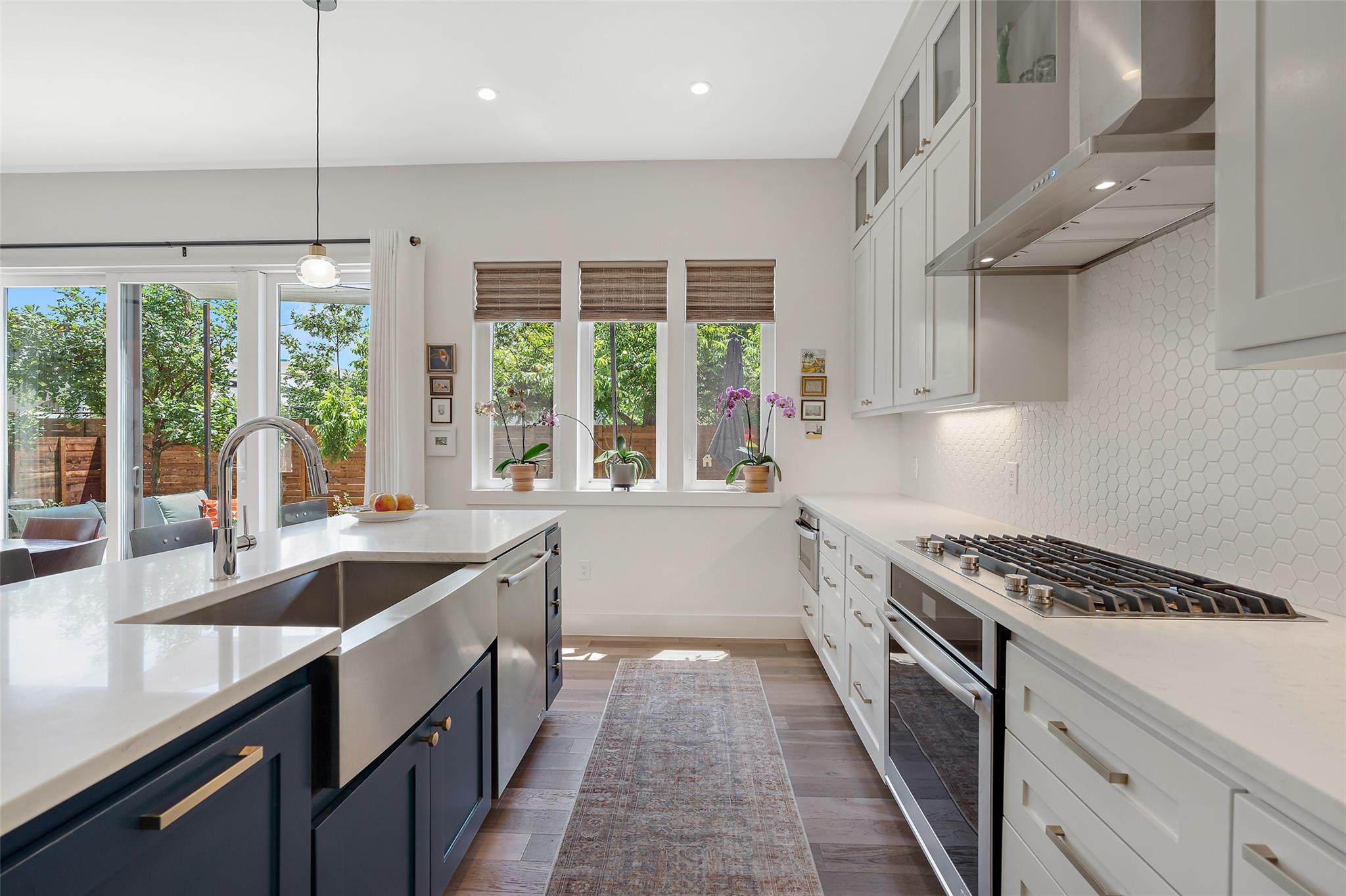 1105 W 39 1/2 St # B, Austin, TX 78756