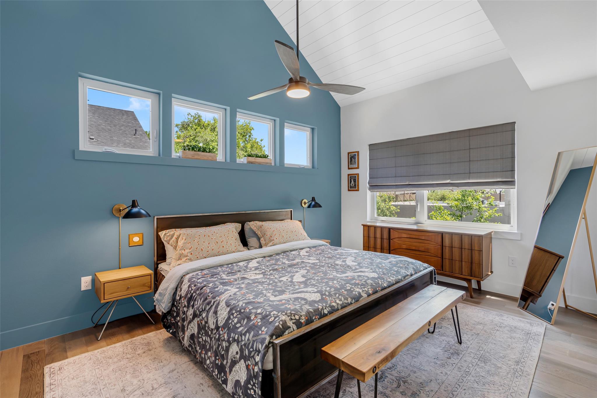 1105 W 39 1/2 St # B, Austin, TX 78756