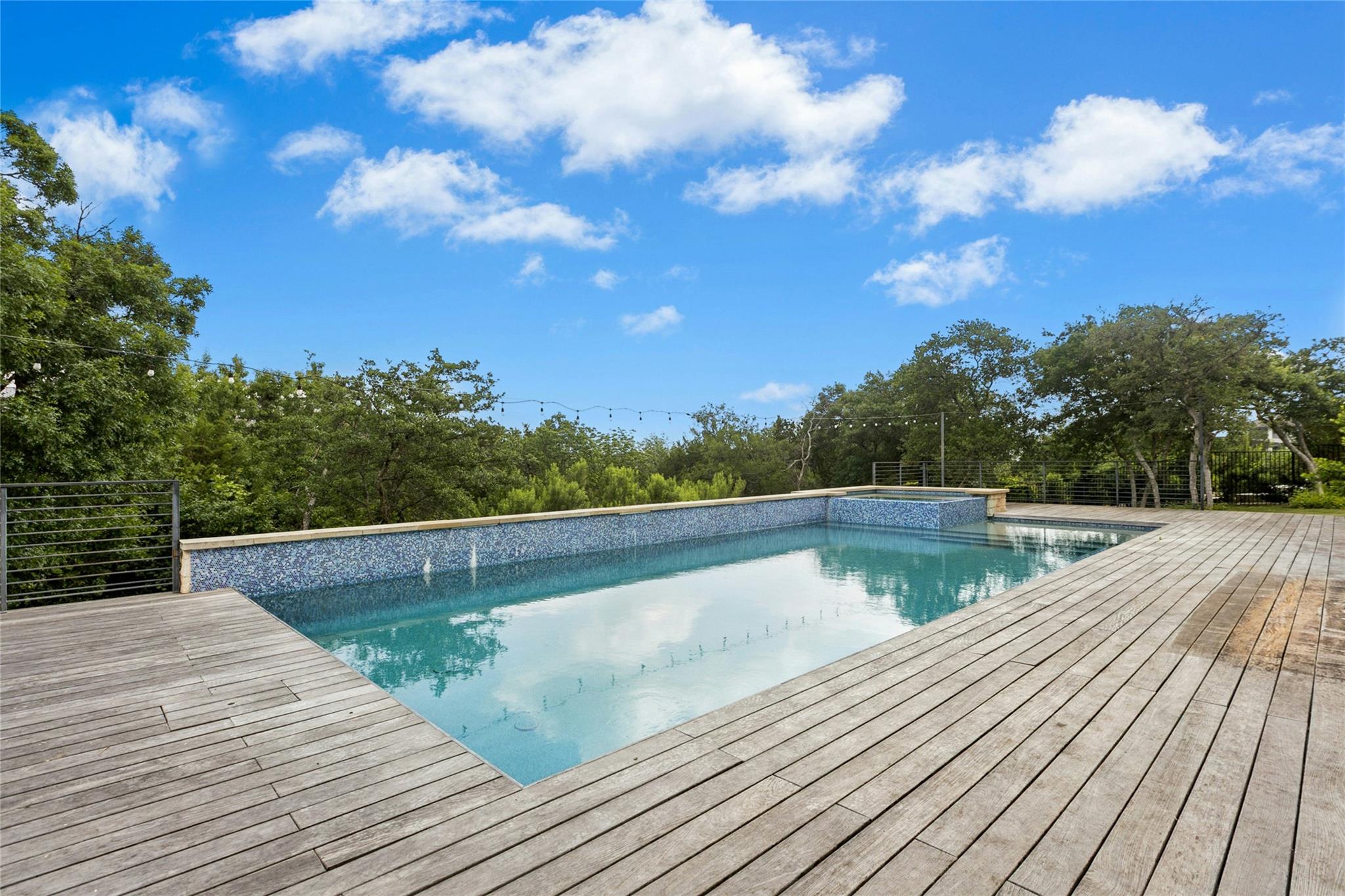 508 Woodside Ter, Austin, TX 78738