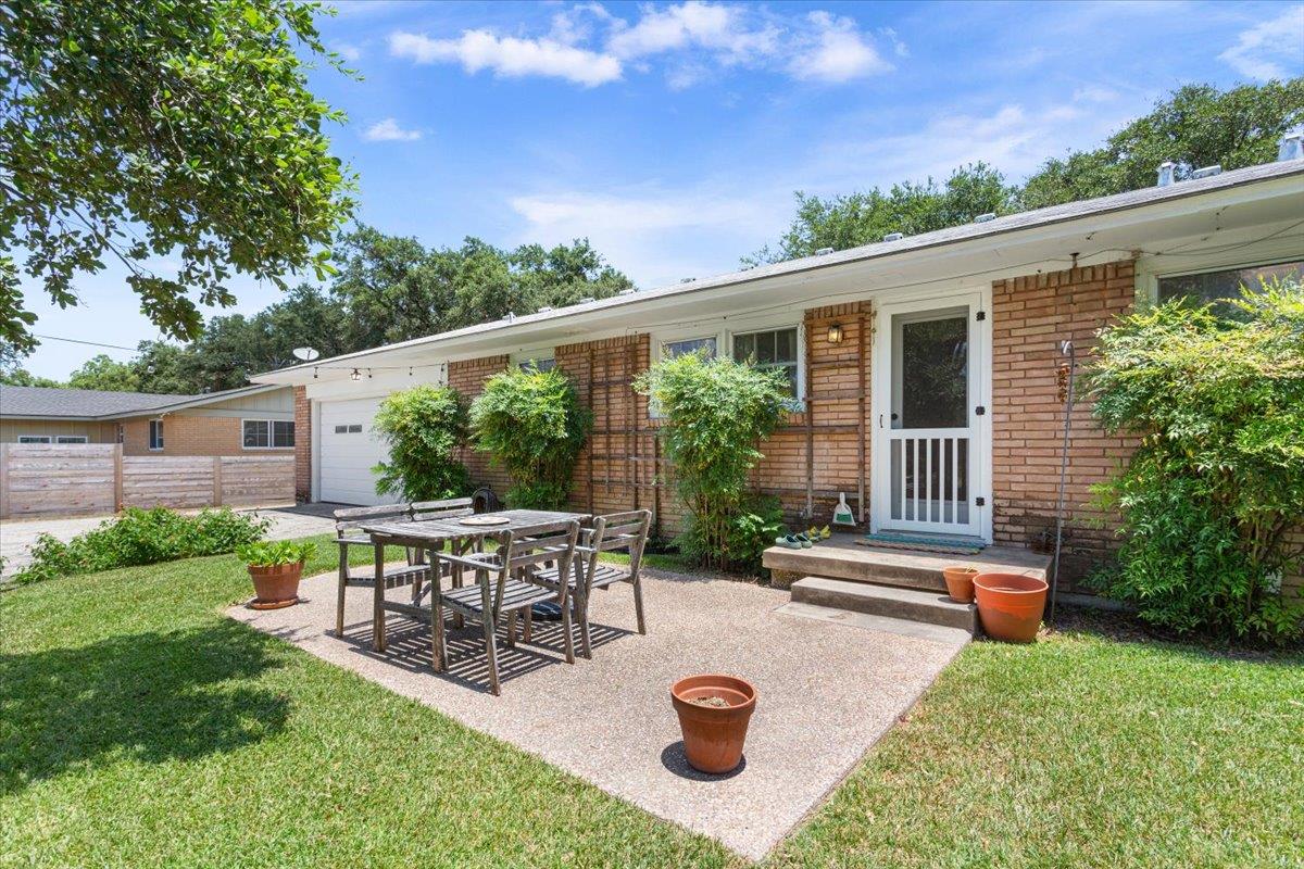 2712 Braemar Dr, Waco, TX 76710