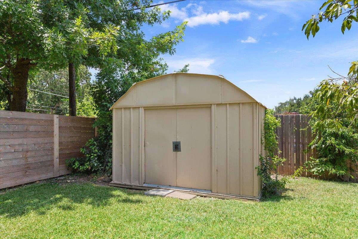 2712 Braemar Dr, Waco, TX 76710