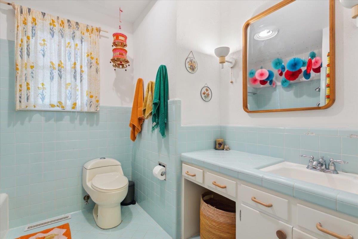 2712 Braemar Dr, Waco, TX 76710