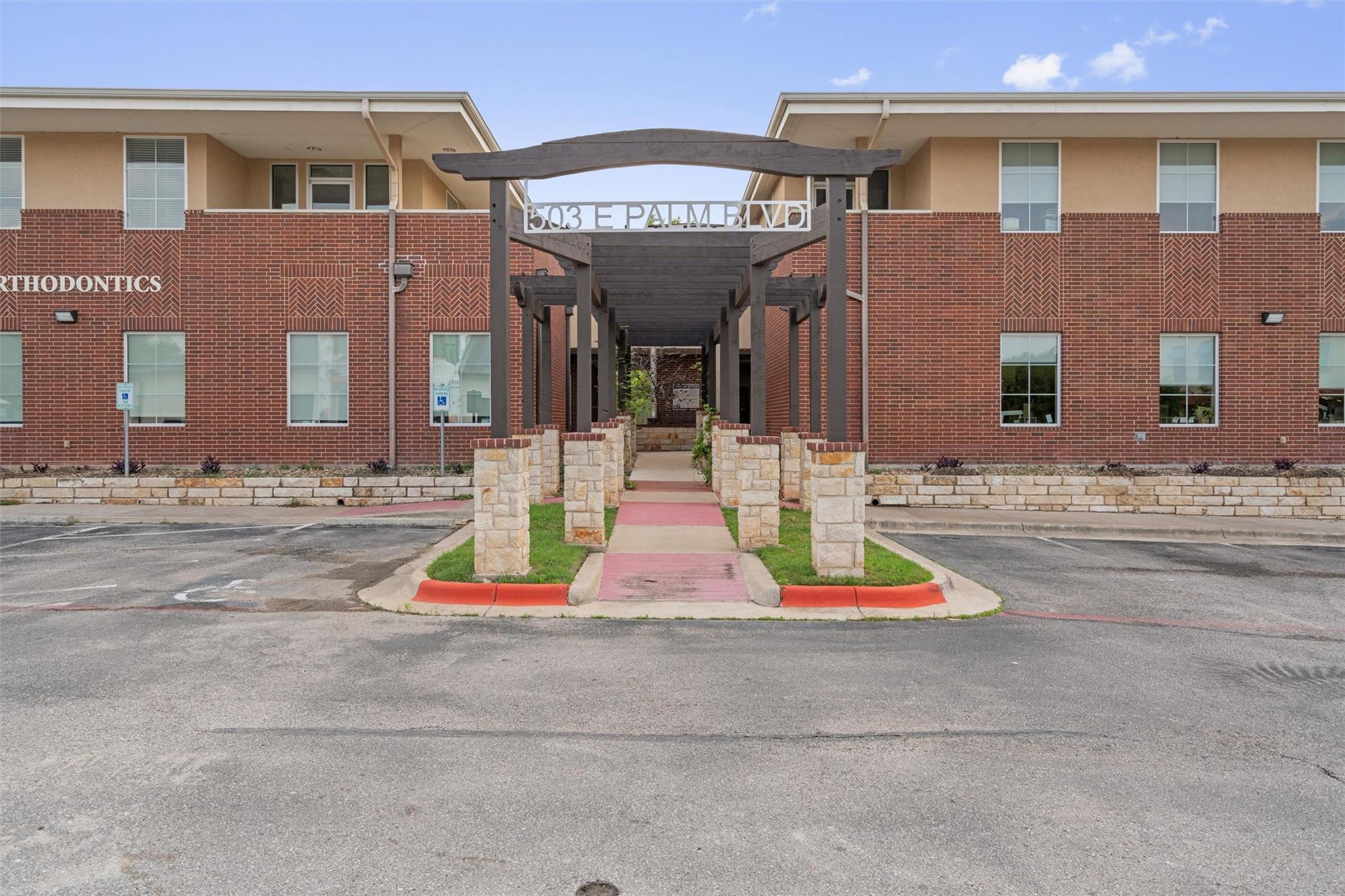 503 E Palm Valley Blvd # 220, Round Rock, TX 78664
