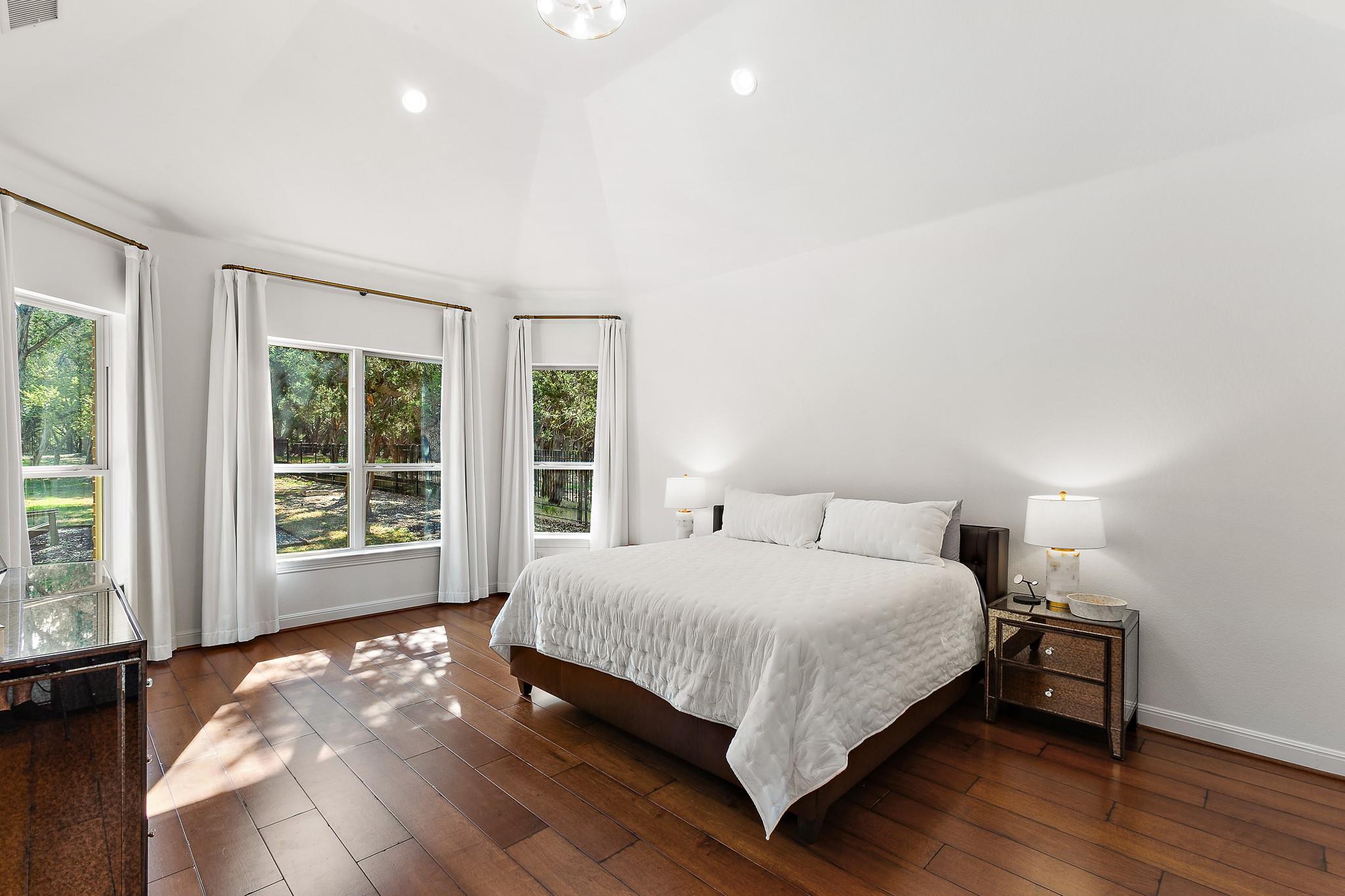 1165 Flint Rock Loop, Driftwood, TX 78619